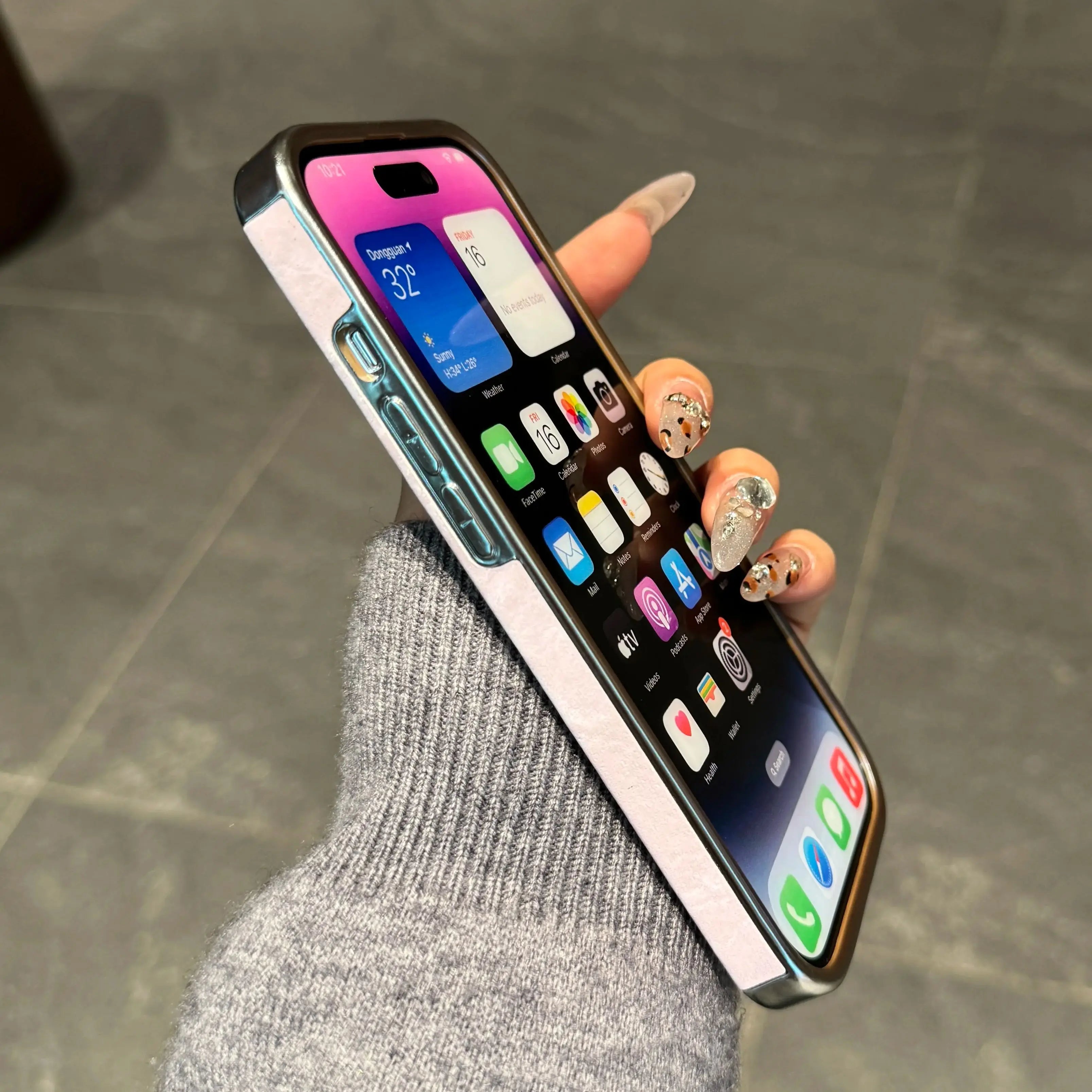 Velvet Snowy Mountain Pattern Shockproof Plating Anti-fall Case For iPhone