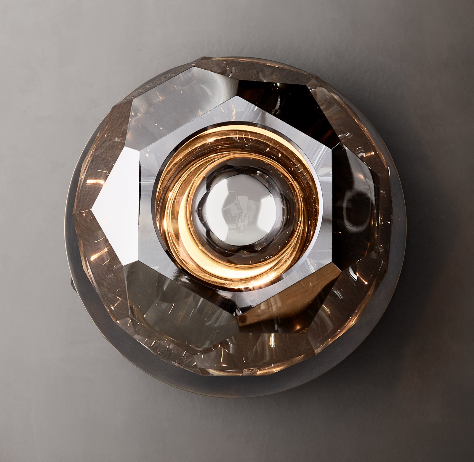 Boule De Smoke Crystal Ball Petite Wall Sconce-konalight