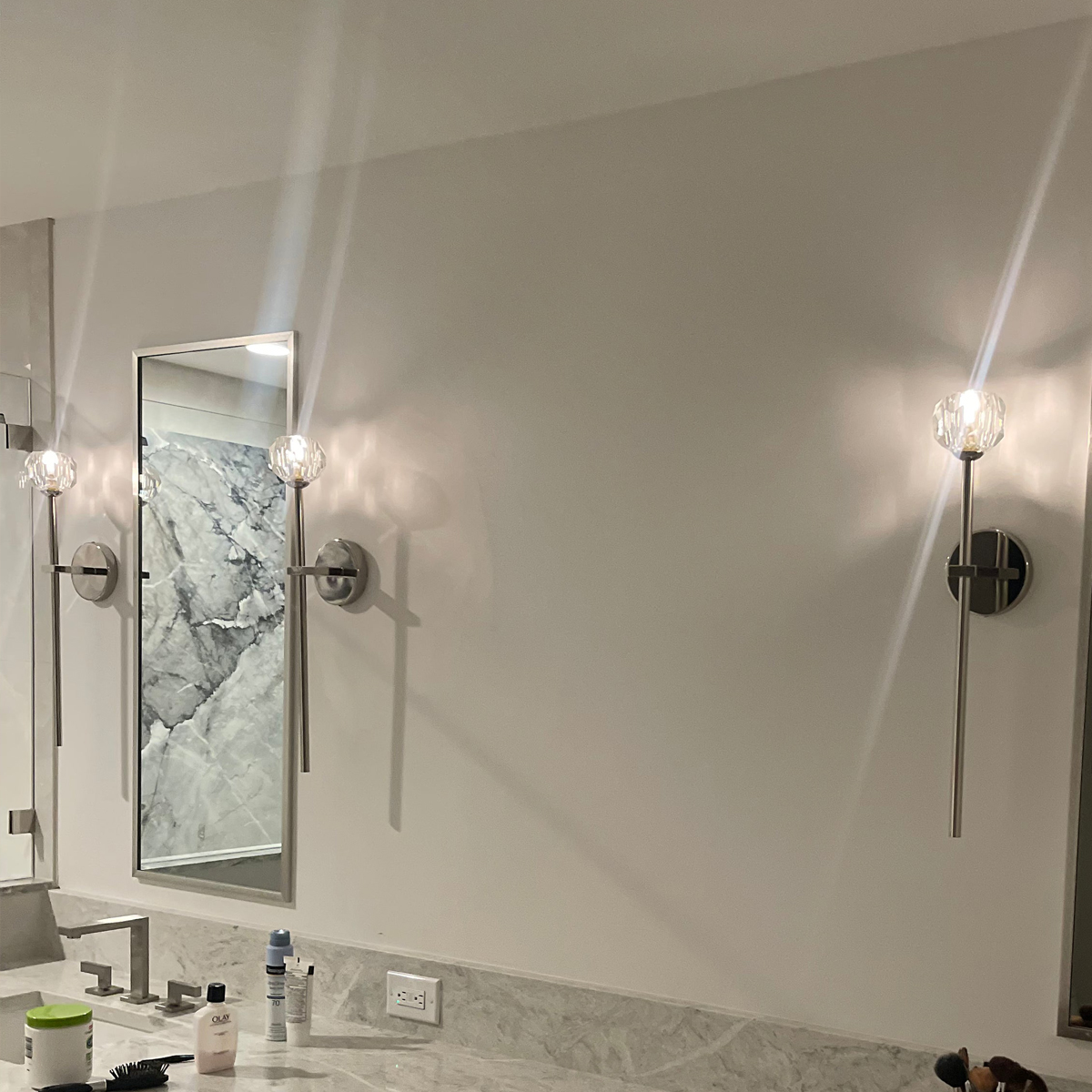 Boule De  Smoke Crystal Ball Wall Sconce-konalight