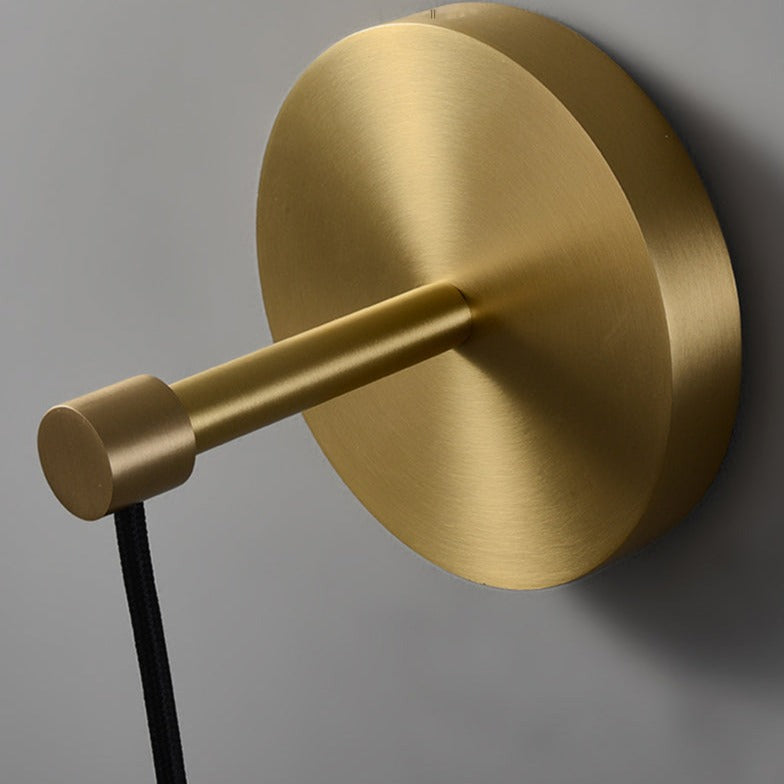 Faceted Crystal Wire Brass Wall Sconce-konalight