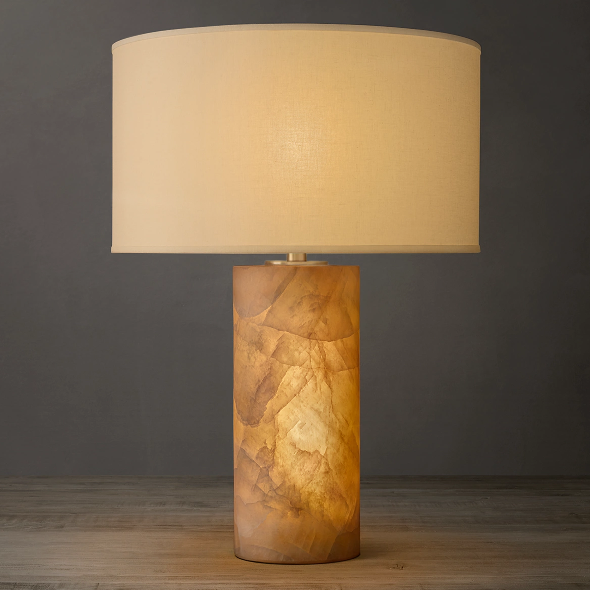 Rim Lisse Alabaster Table Lamp 6"