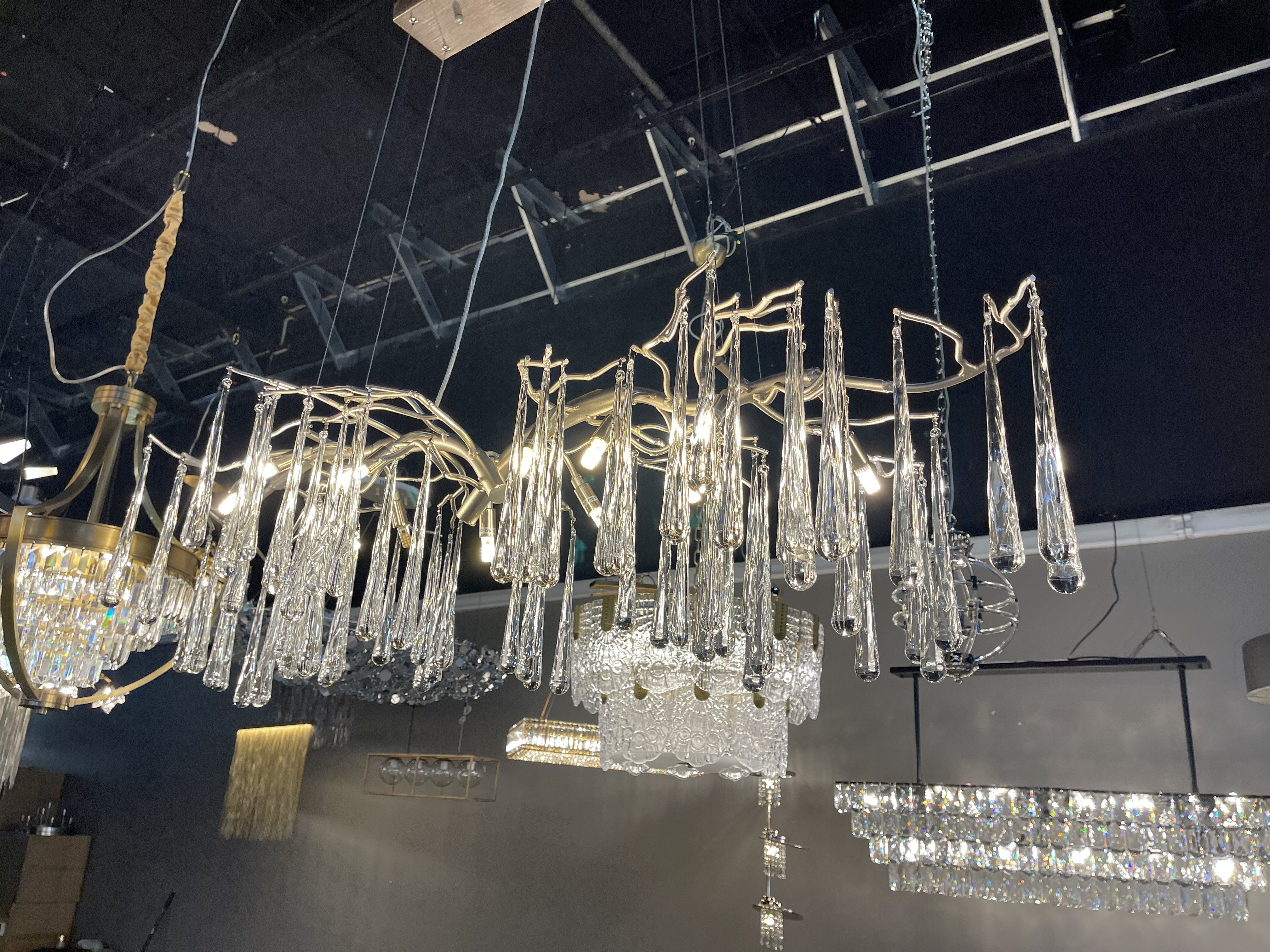 Branching Linear Organic Chandelier-konalight