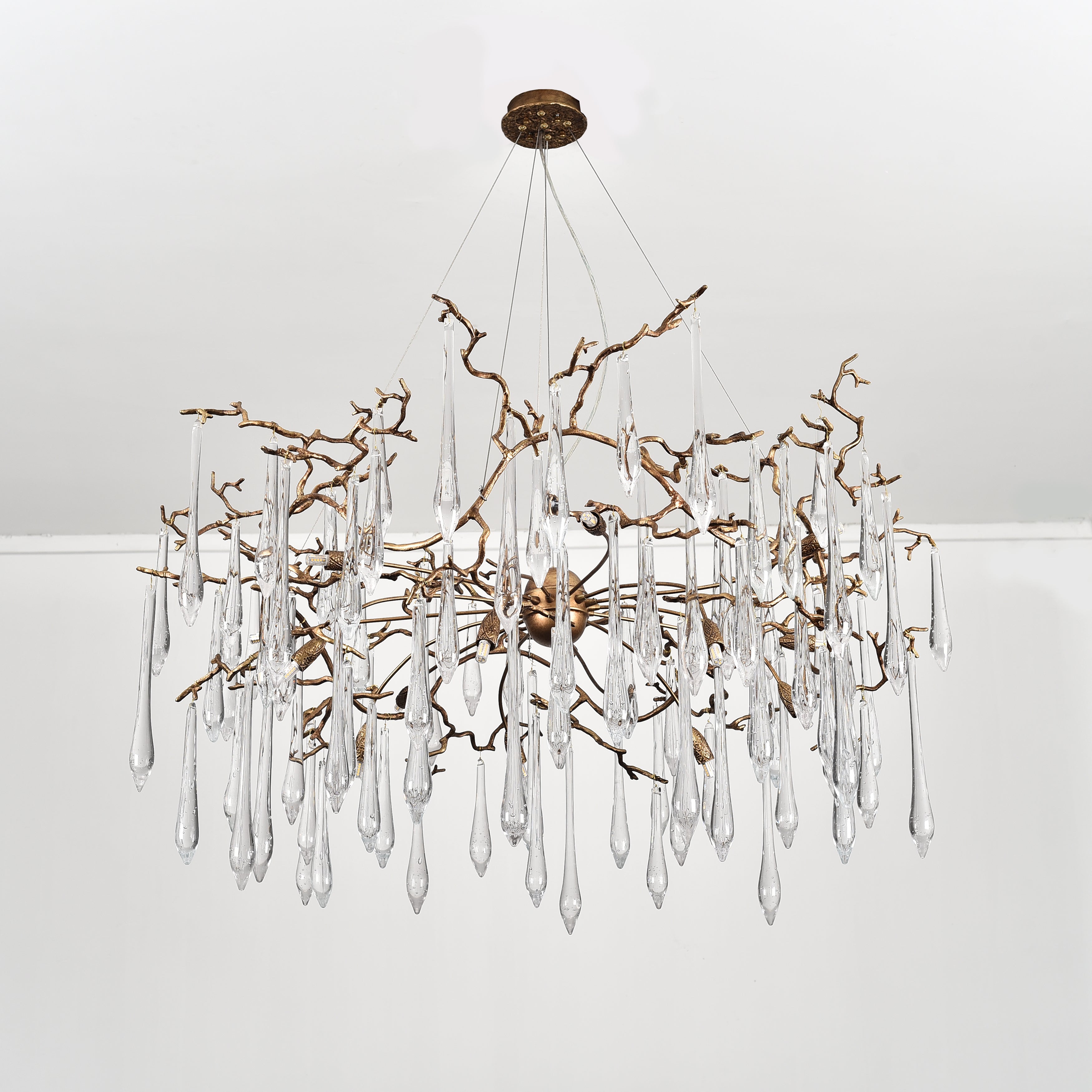 Branching Brass Extended Teardrop Round Chandelier-konalight