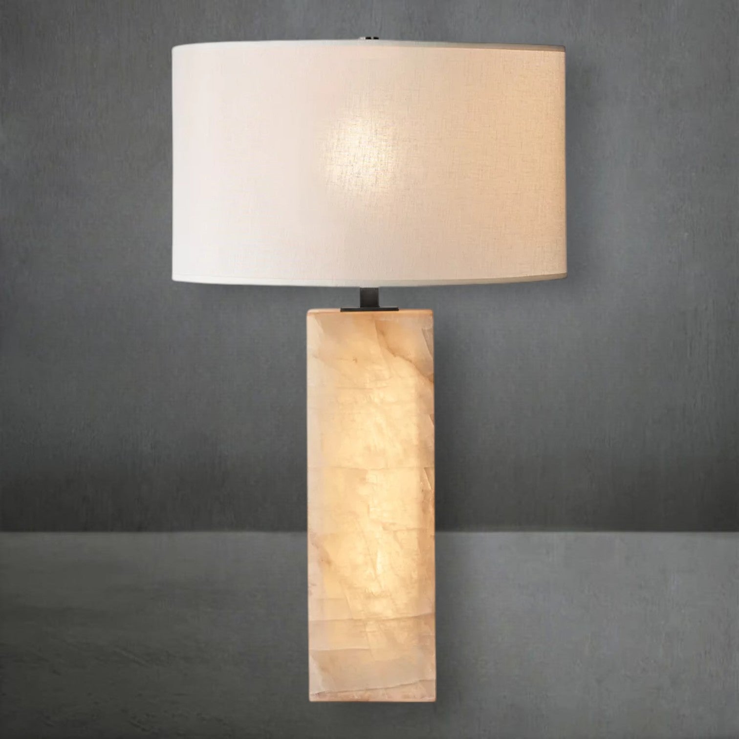 Rim Lueur Table Lamp 24"