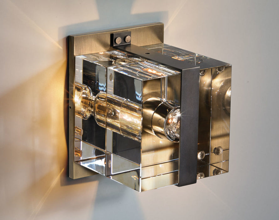 Yagern Square Crystal Brass Wall Sconce-konalight