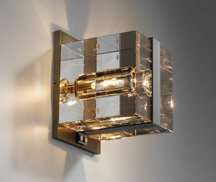 Yagern Square Crystal Brass Wall Sconce-konalight