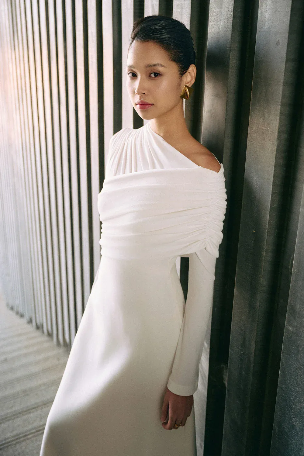 Luminous A-line Asymmetric Shoulder Jersey Maxi Dress