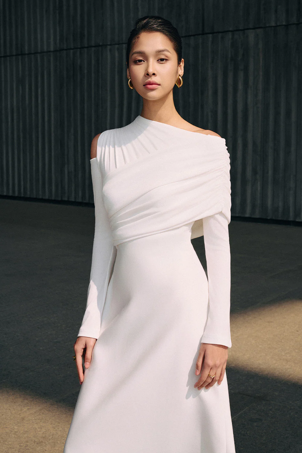 Luminous A-line Asymmetric Shoulder Jersey Maxi Dress