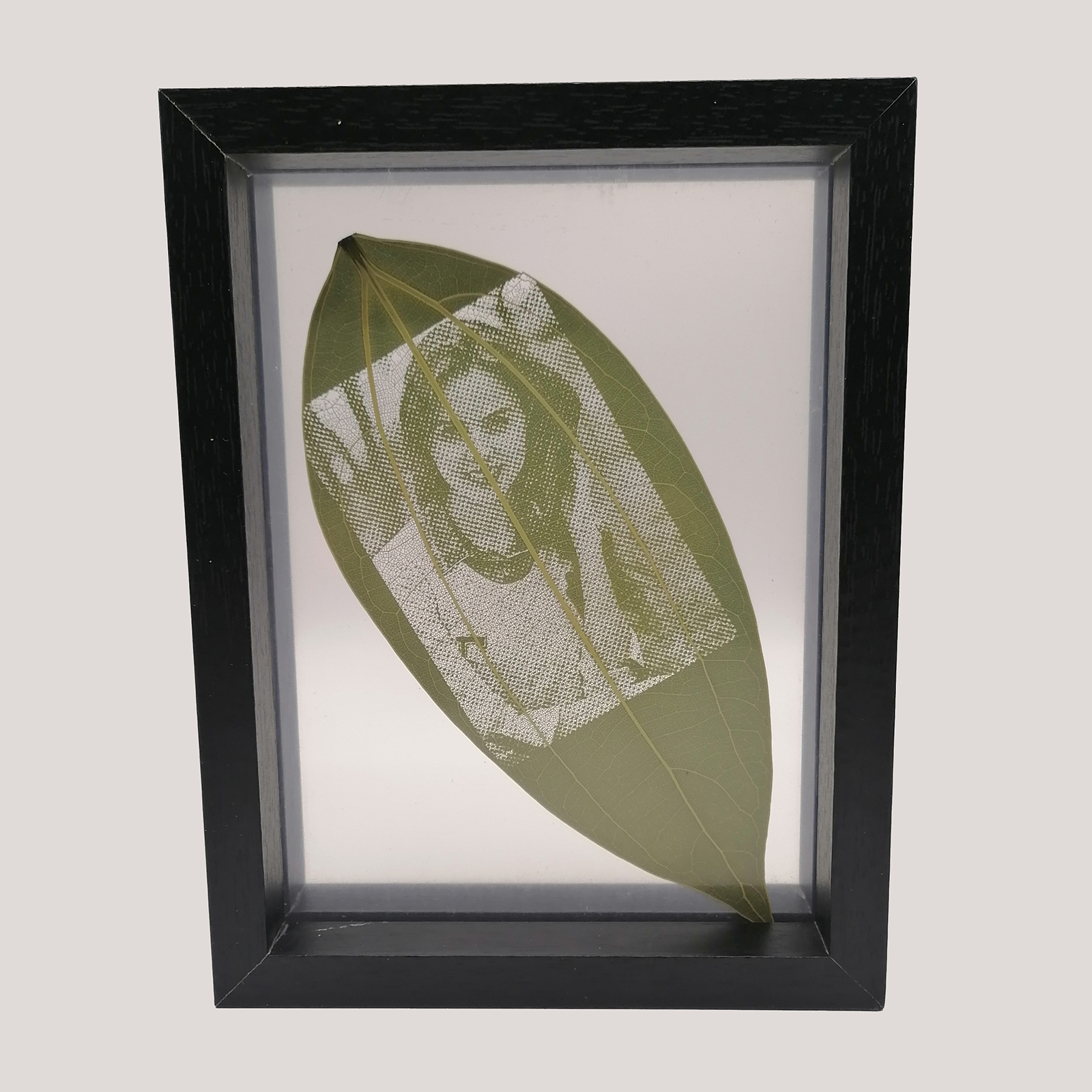 Custom Leaf Carving with Photos Frame Personalized Real Leaf Customized Unique Photo Gifts