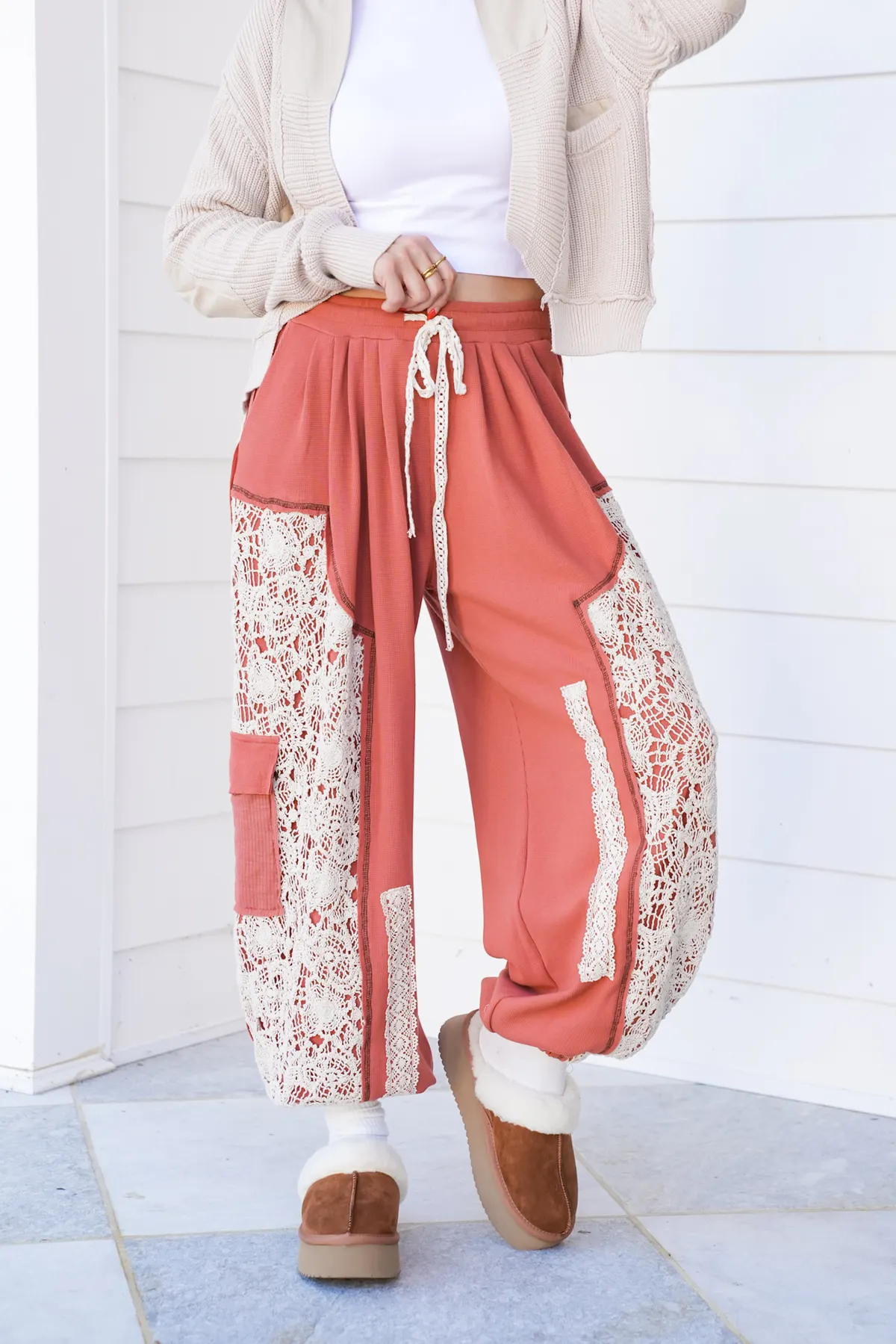 🔥Thermal Elastic Waist Joggers with Crochet Detail(Buy 2 Free Shipping)