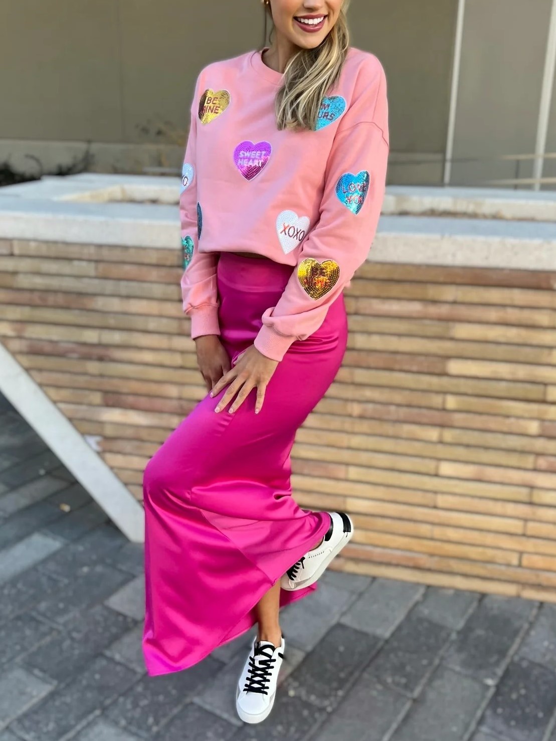 Valentine's Day Sequin Heart Round Neck Long Sleeve Sweatshirt