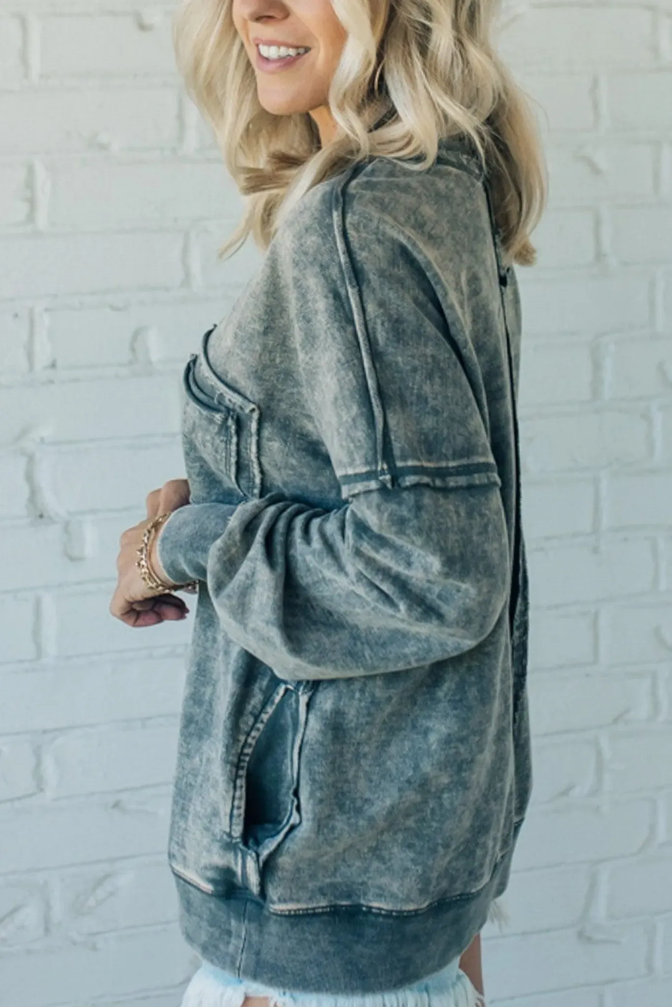 ☘️50% OFF🔥New Autumn Styles French Terry Acid Wash Pullover(BUY 2 FREE SHIPPING)