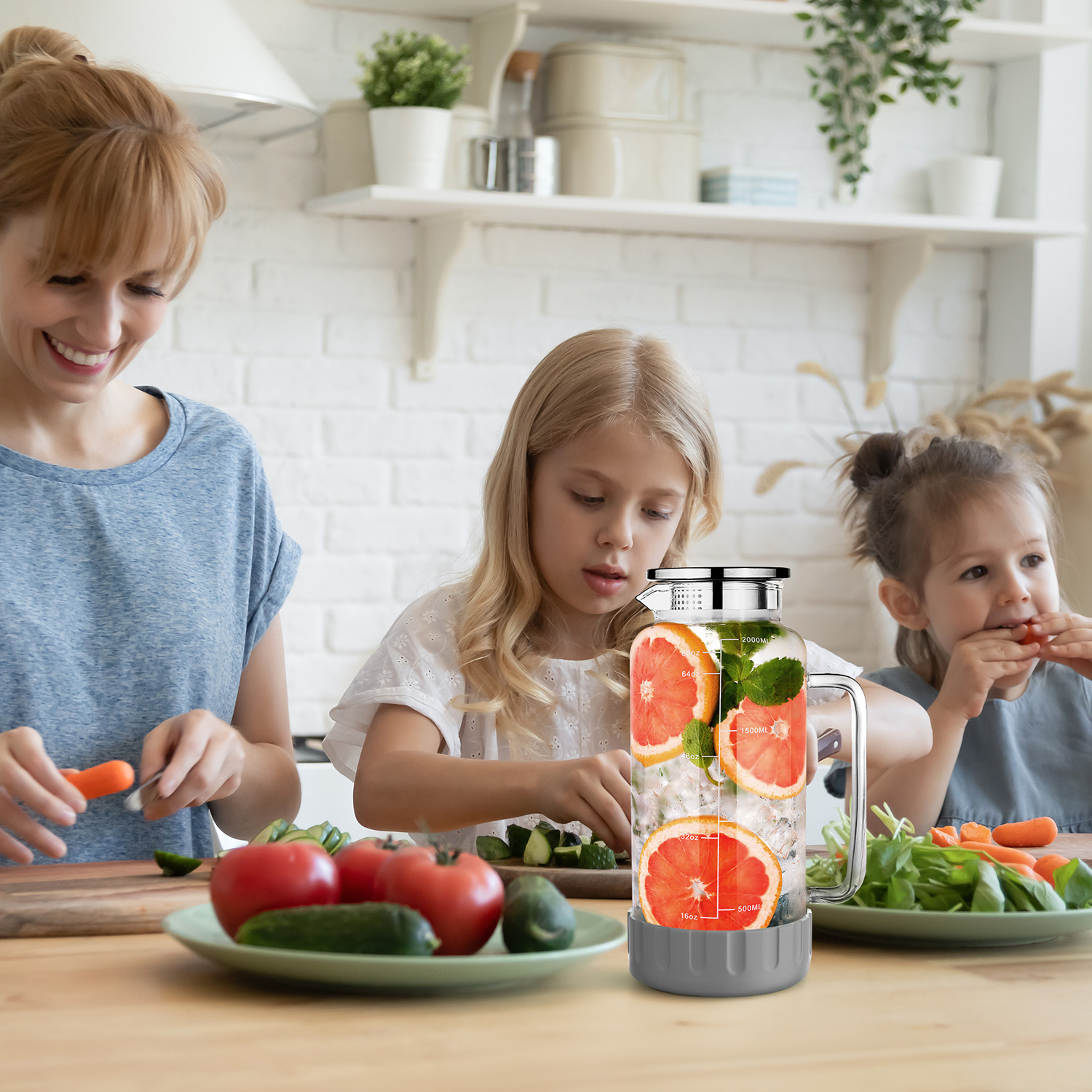 Aofmee Glass Pitchers with Lids, 68oz Glass Fridge Water Pitcher for Drinks, Glass Water Jug with coasters & Brush, Beverage Serveware & Storage Container for Lemonade, Iced Tea, Milk, Coffee