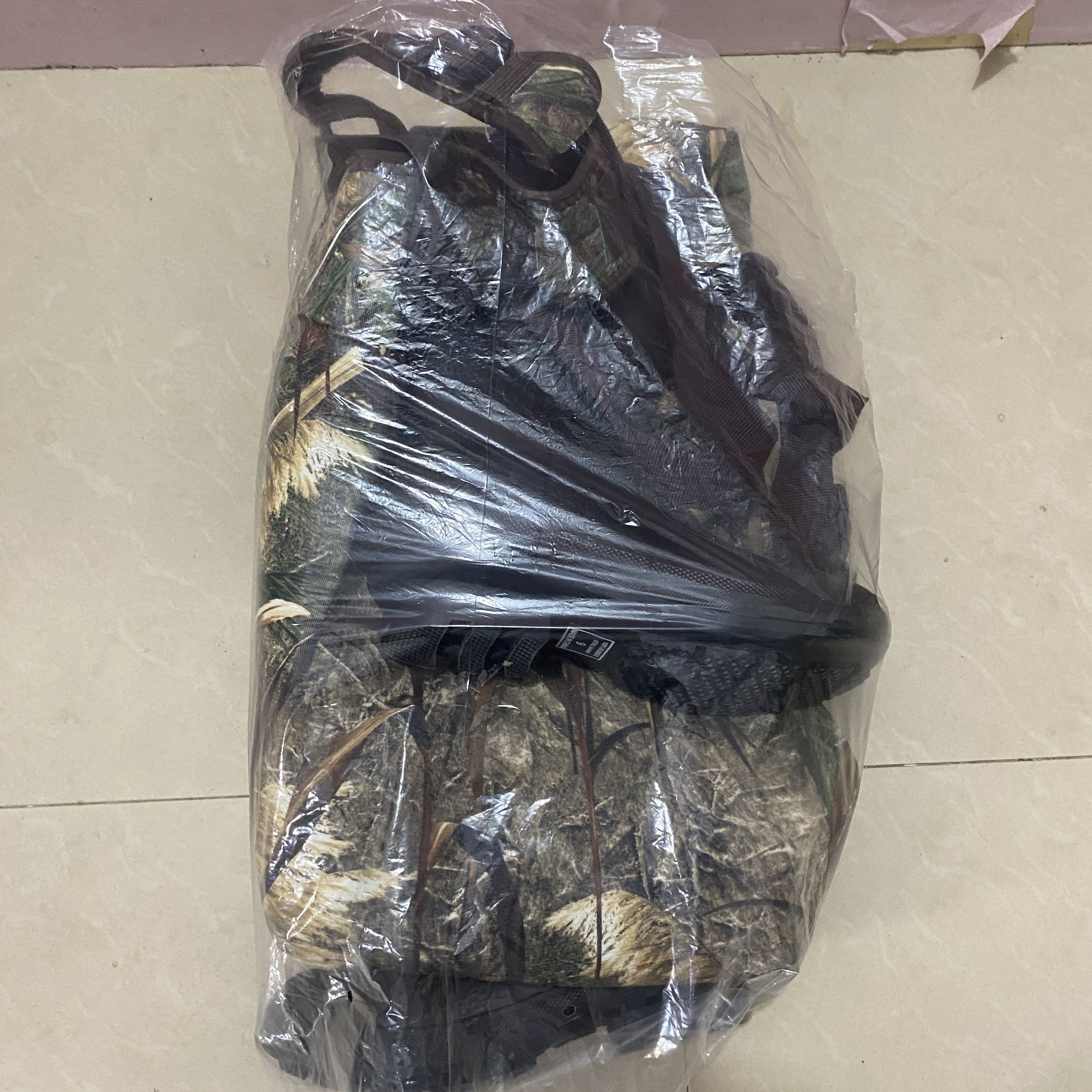 TRUDIVE Fishing Waders, 4.5MM Neoprene 90% with 10% Polyester Insulation, Bootfoot Style, US Size 9, Tree Camo, High Waterproof, Flexible & Portable, Anti-Slip Sole, Thickened Fabric