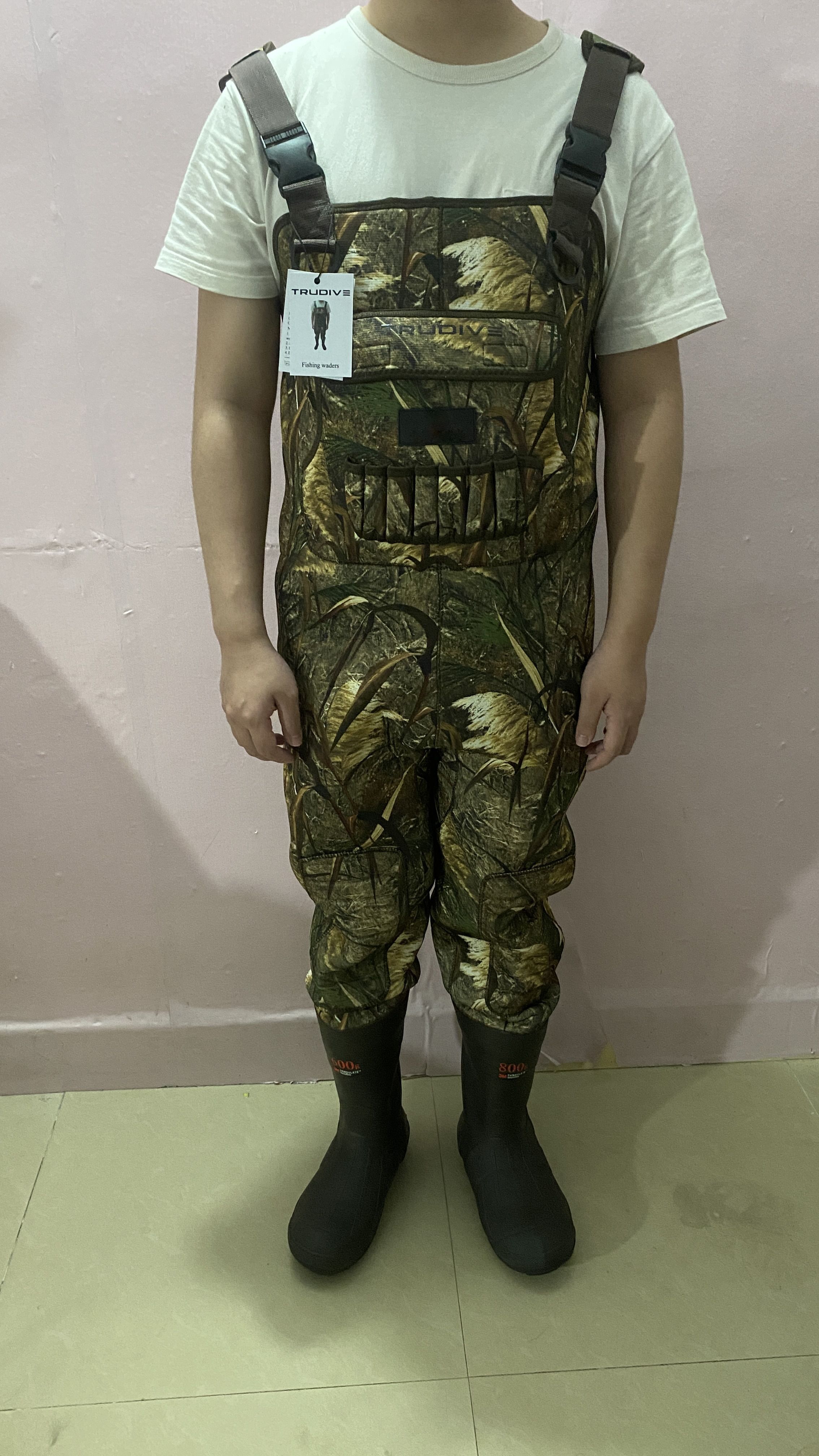 TRUDIVE Fishing Waders, 4.5MM Neoprene 90% with 10% Polyester Insulation, Bootfoot Style, US Size 9, Tree Camo, High Waterproof, Flexible & Portable, Anti-Slip Sole, Thickened Fabric