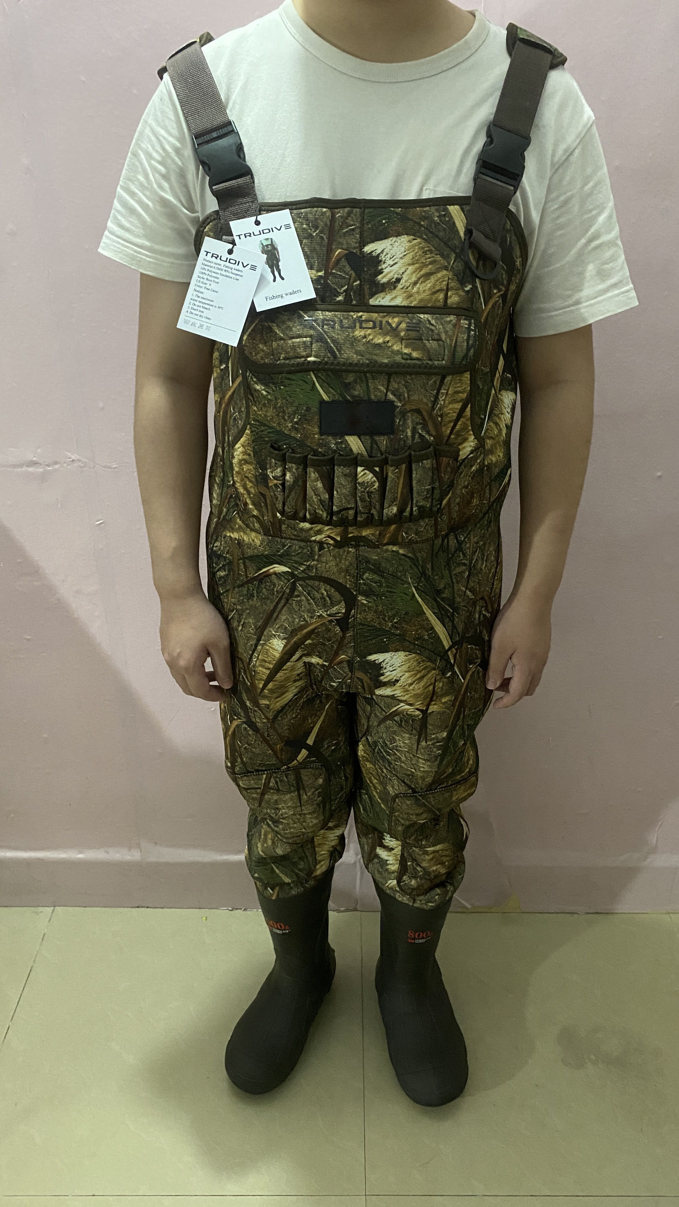 TRUDIVE Fishing Waders, 4.5MM Neoprene 90% with 10% Polyester Insulation, Bootfoot Style, US Size 9, Tree Camo, High Waterproof, Flexible & Portable, Anti-Slip Sole, Thickened Fabric