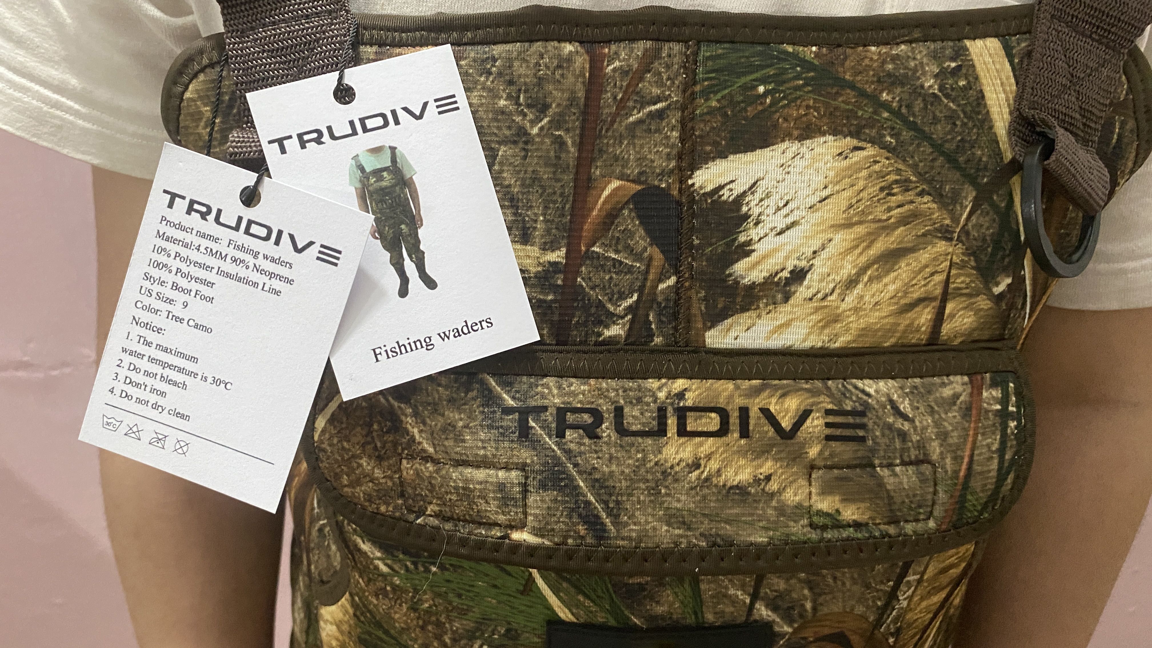 TRUDIVE Fishing Waders, 4.5MM Neoprene 90% with 10% Polyester Insulation, Bootfoot Style, US Size 9, Tree Camo, High Waterproof, Flexible & Portable, Anti-Slip Sole, Thickened Fabric