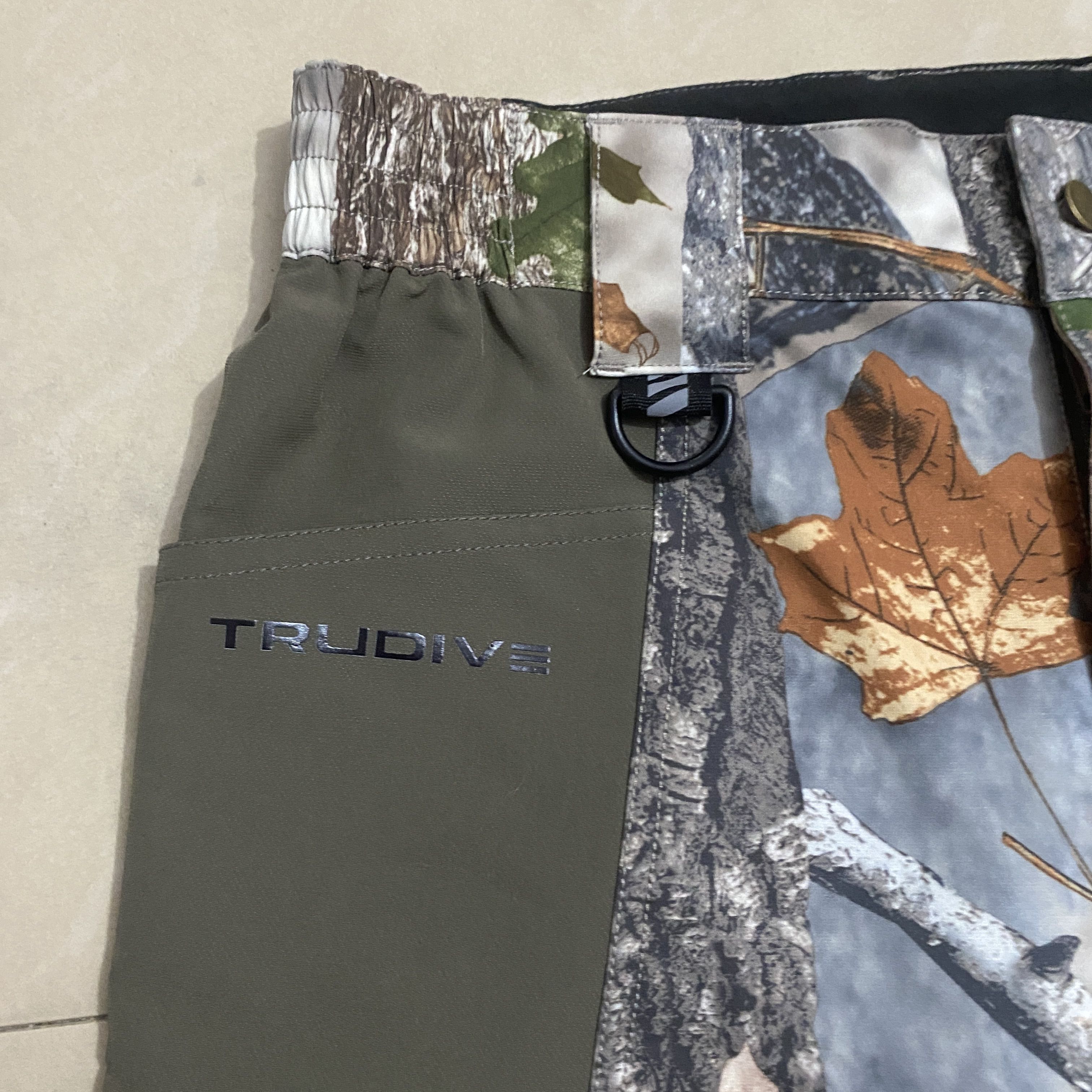 TRUDIVE Hunting Pants, 57% Cotton, 41% Polyester, 2% Spandex, Tree Camo, Size L, High Rise, Zipper Closure