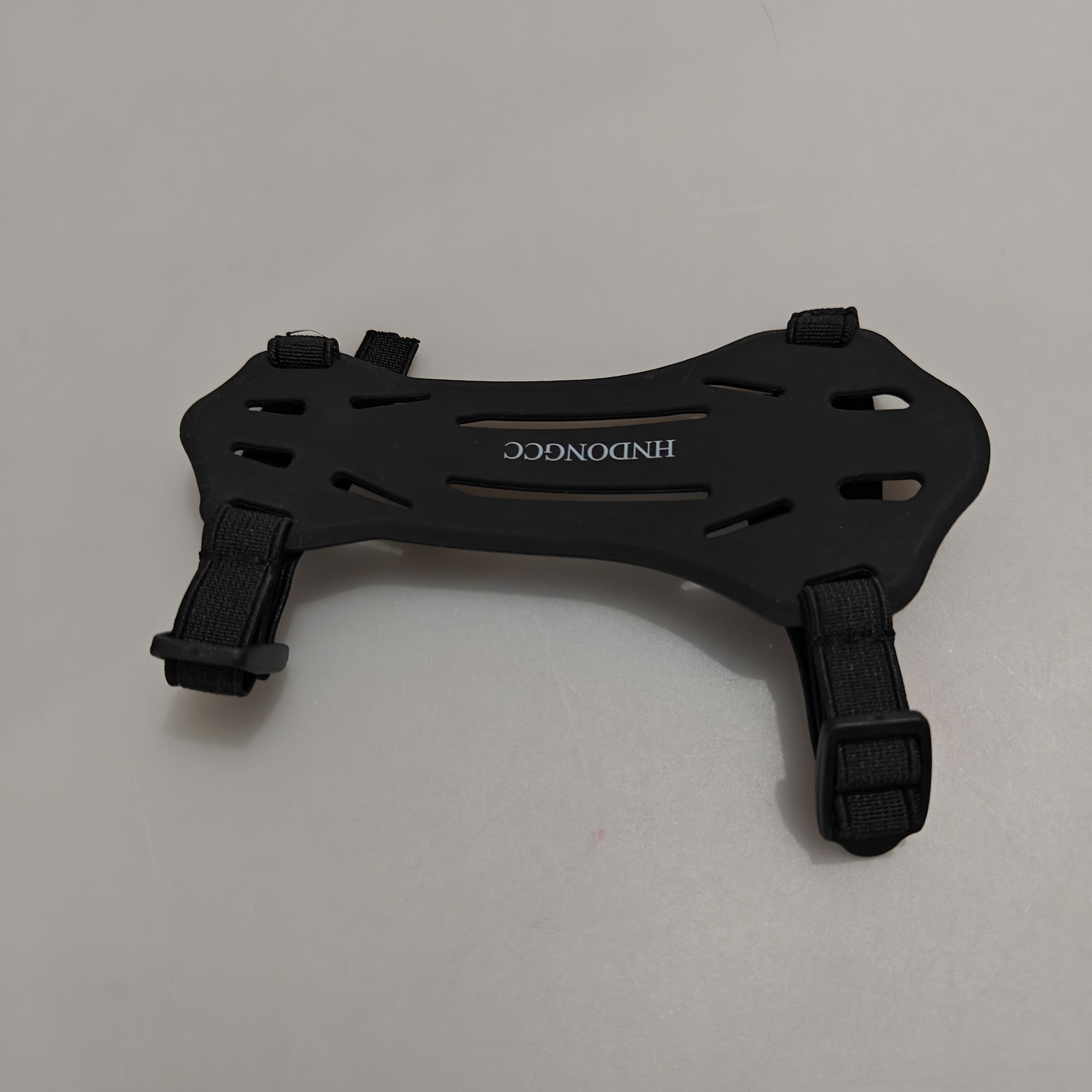 HNDONGCC Archery arm guards-Flexible and adjustable arm guards, professional level protection