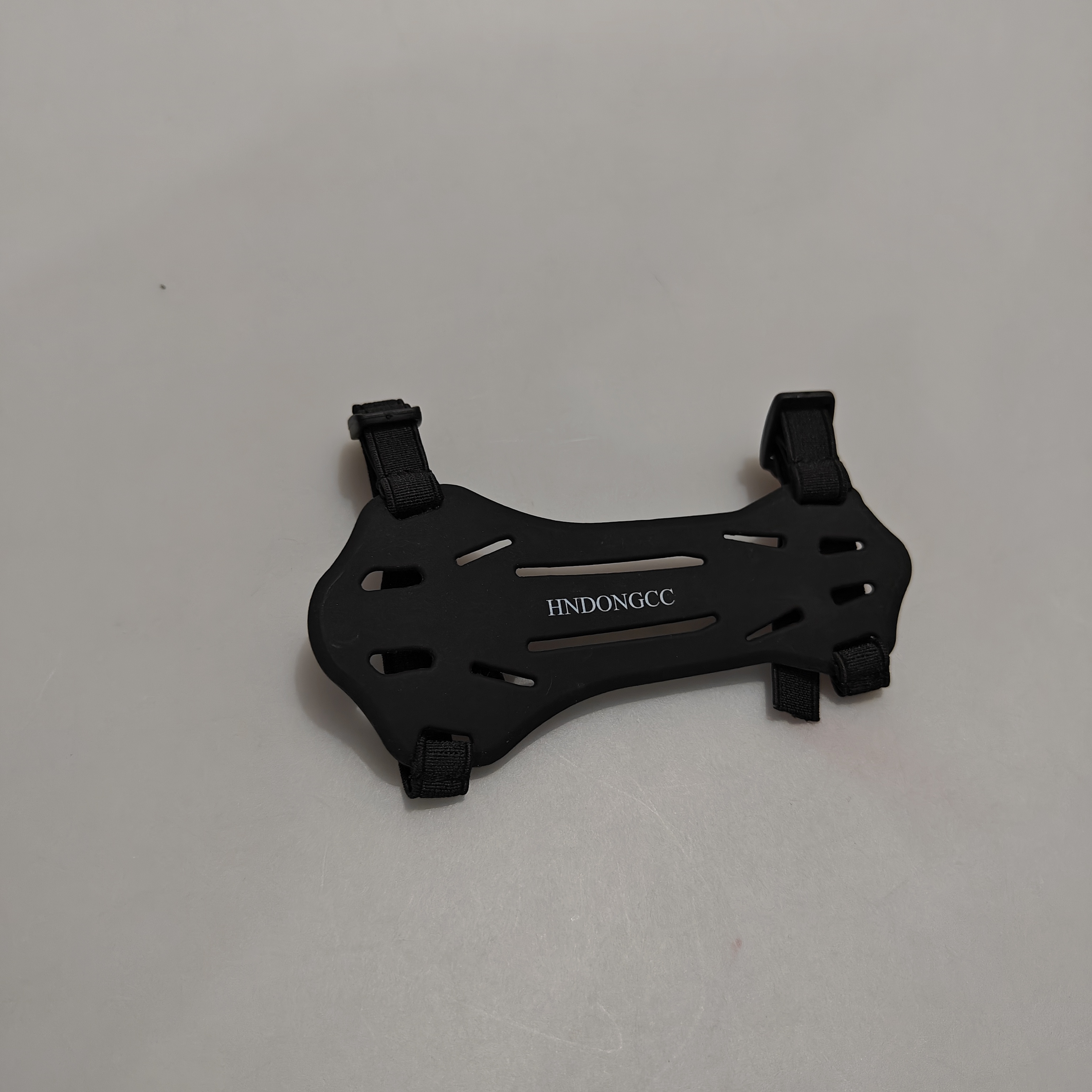 HNDONGCC Archery arm guards-Flexible and adjustable arm guards, professional level protection