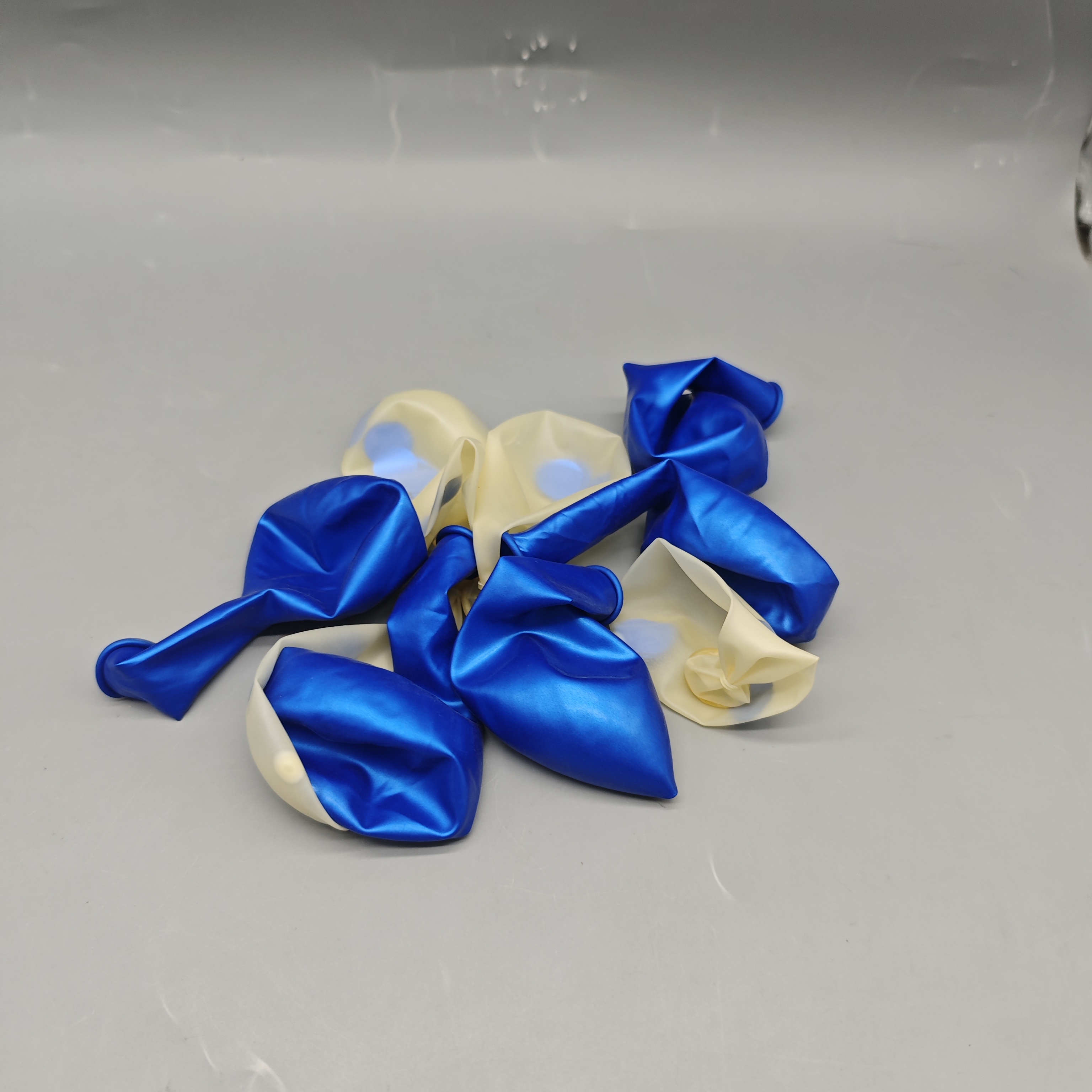 Zailo Balloons Set with 2pcs 18-Inch Foil Pens + 5pcs Latex + 5pcs Confetti Balloons, 75g Party Decoration Pack, 20×15×1cm Packaging for Birthday, Graduation, Celebration