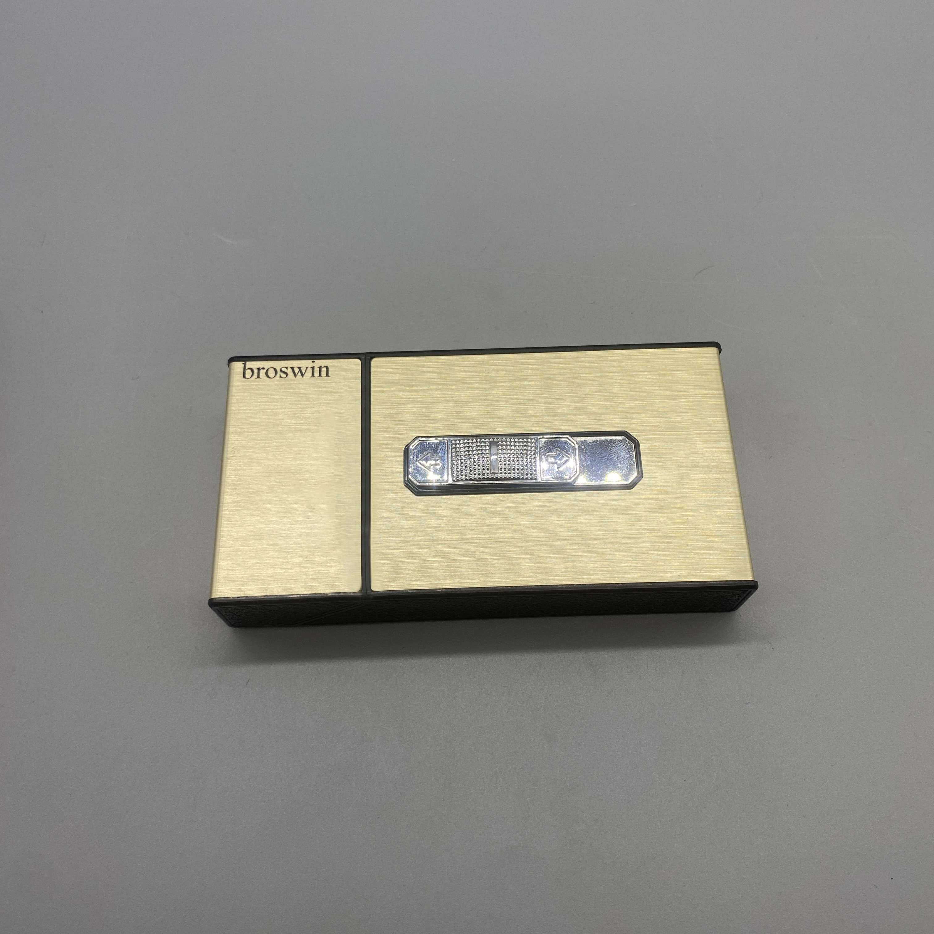 broswin Cigar and cigarette boxes not of precious metal - Elegant Zinc Alloy and ABS Case (116x60x24mm)