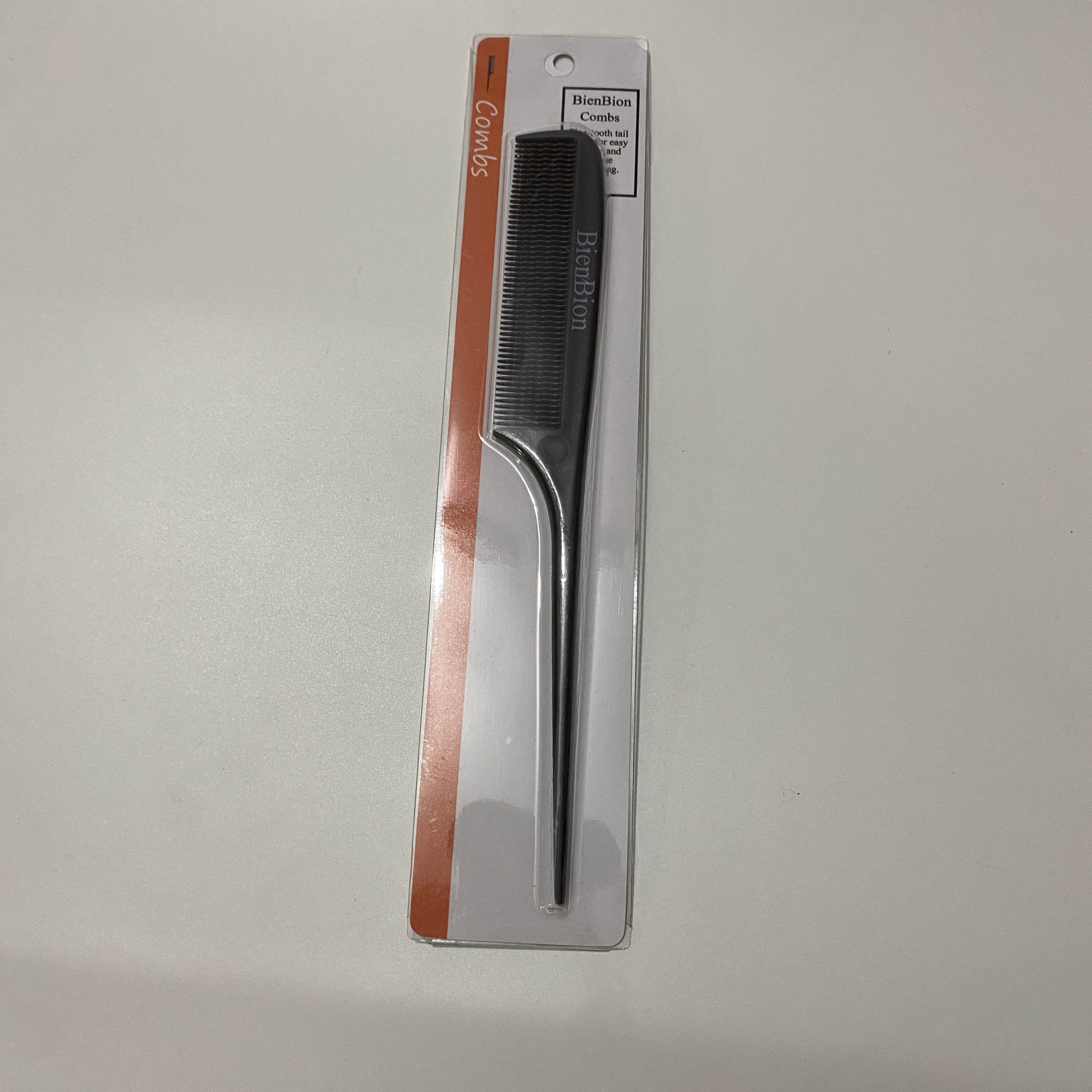BienBion Fine-Tooth Hair Comb, Polypropylene Material, Wave-Pattern Teeth, Pointed Handle Design