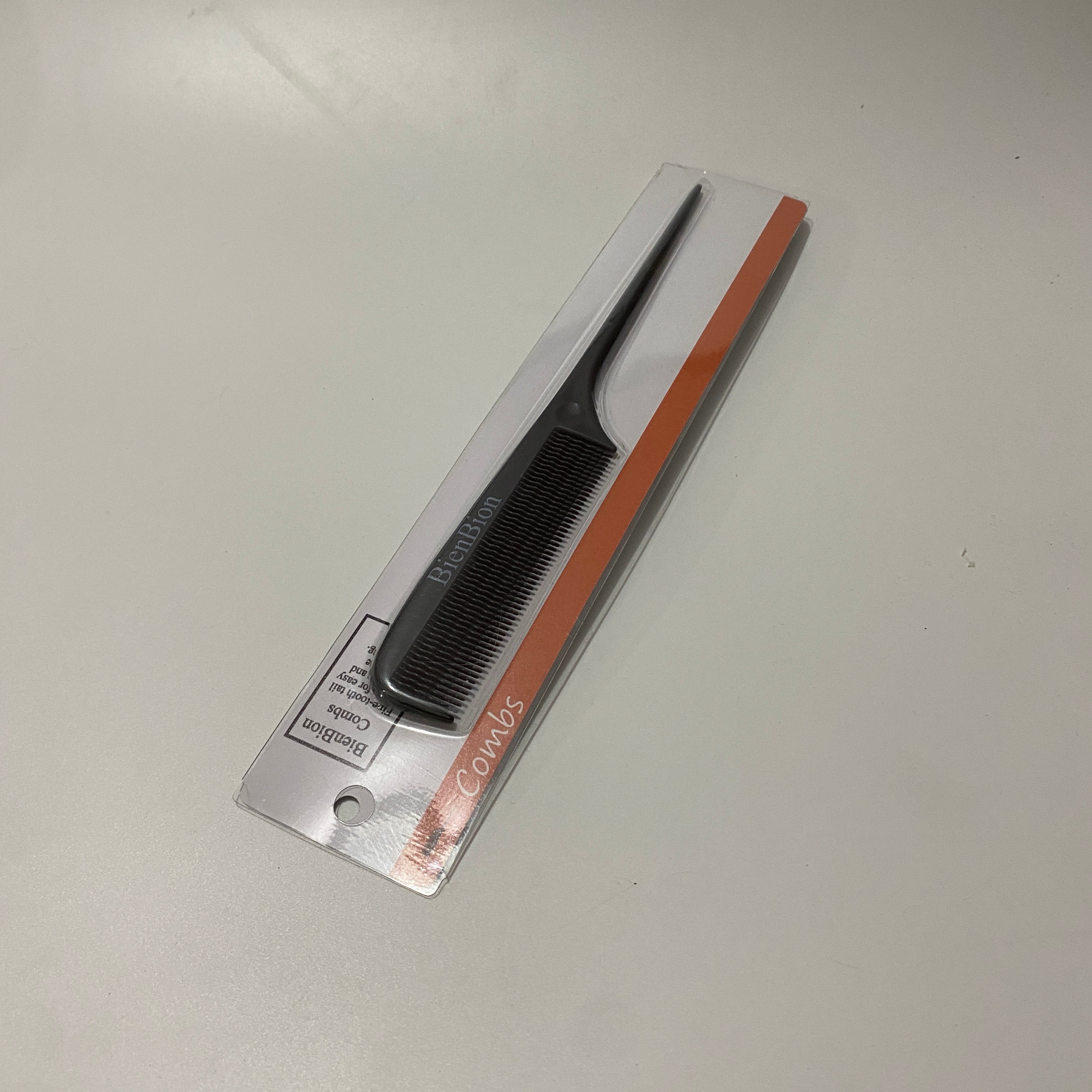 BienBion Fine-Tooth Hair Comb, Polypropylene Material, Wave-Pattern Teeth, Pointed Handle Design