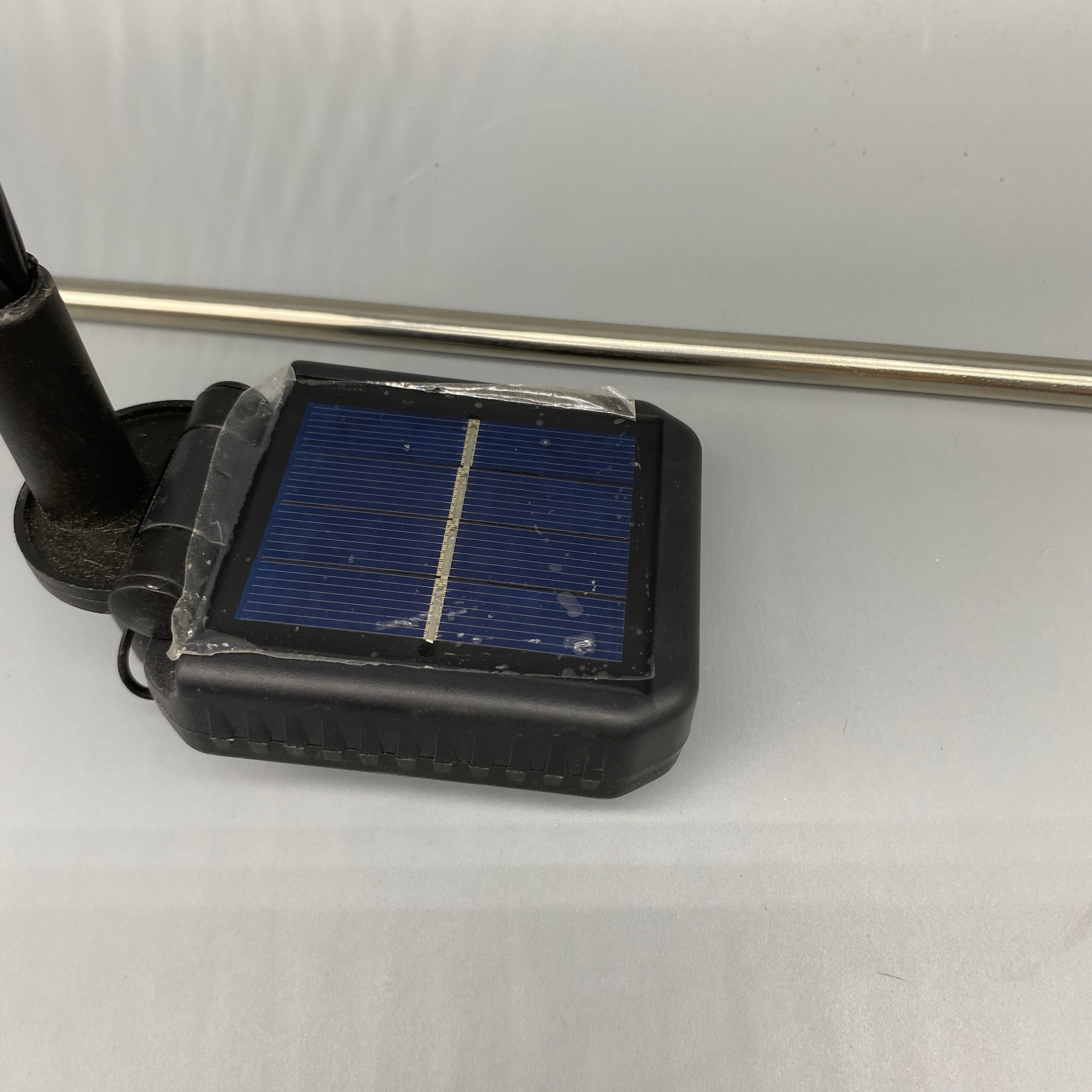 Solar Garden Lights Set of 2, 120 LED Flickering Firework Effect Lights with Two Lighting Options, Waterproof Solar Outdoor Lights for Garden, Pathway & Yard Decoration, Perfect Gift for Her