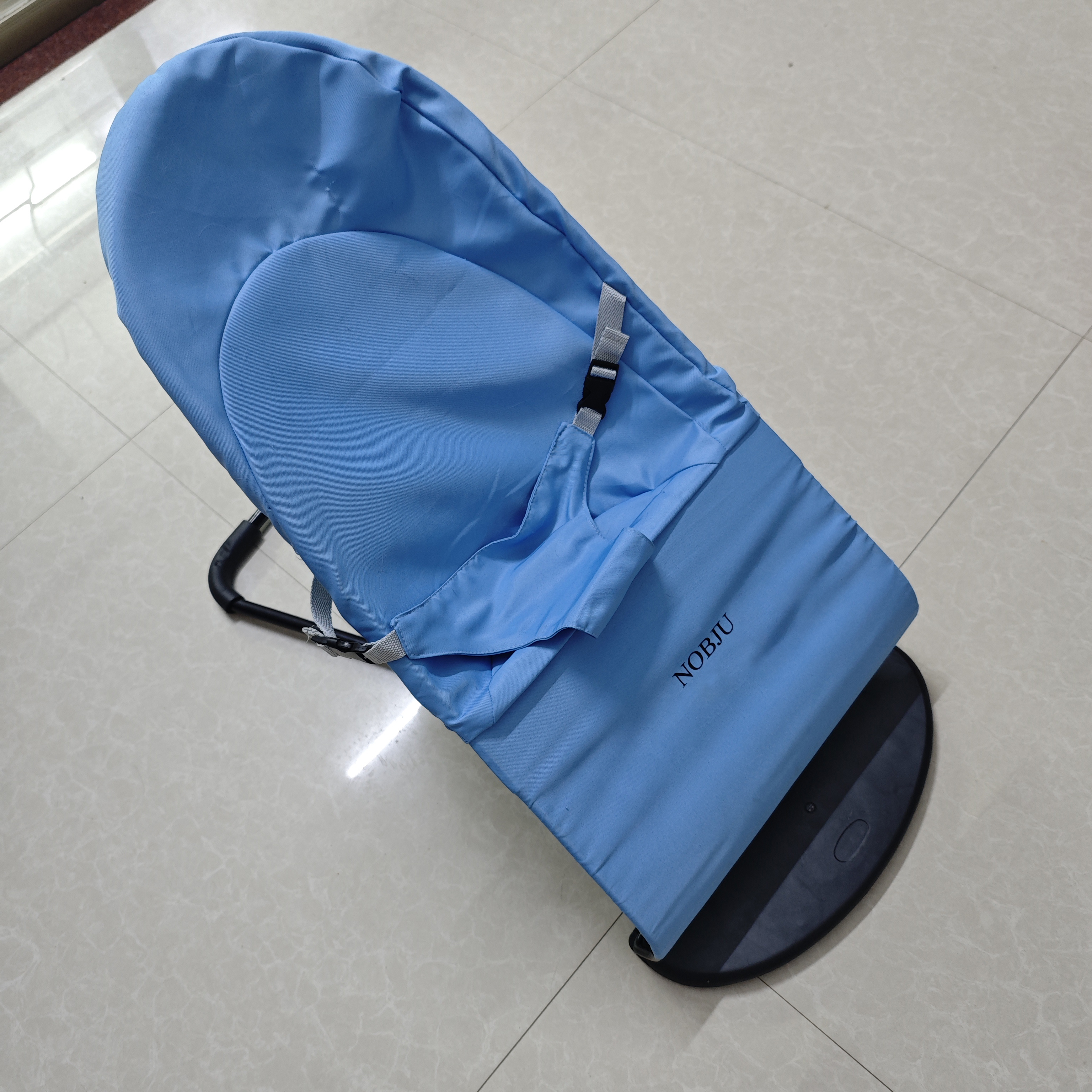 NOBJU Infant Cradles, 28×18×20in Adjustable Baby Rocking Bassinet, 3 Recline Modes (45°/33°/21°), Soft Polyester & Durable Plastic, for 1–24 Months, Blue or Black