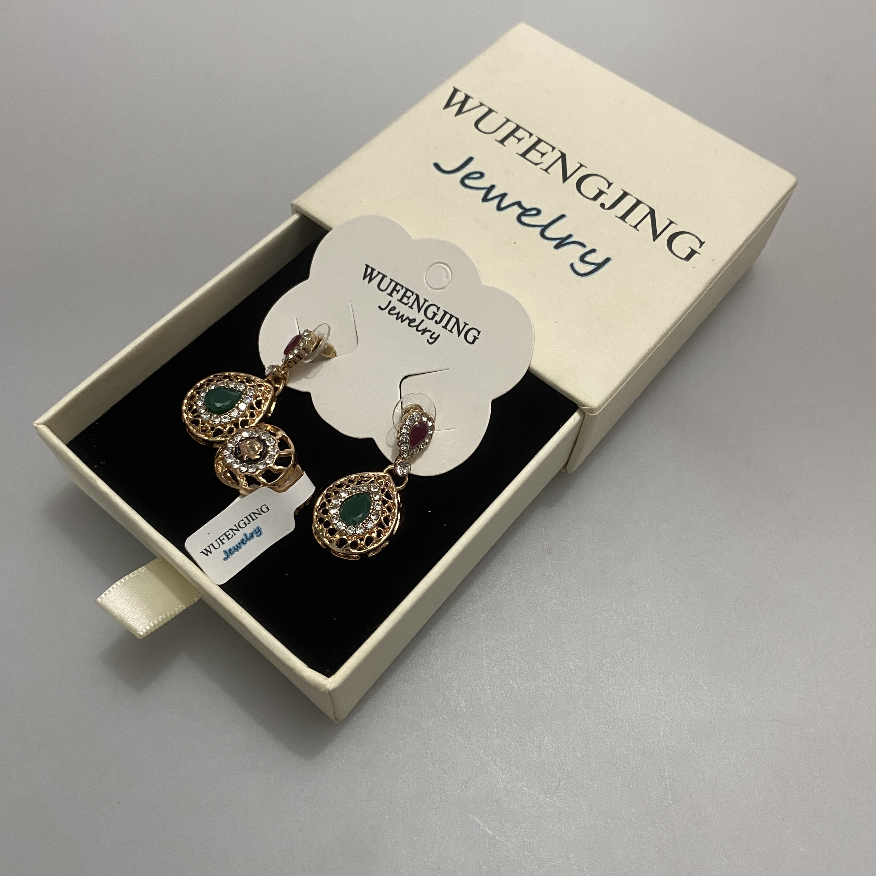 WUFENGJING Jewelry - Earrings and Ring Combo, Exquisite High-End Water Diamonds, Vintage Ethnic Charm