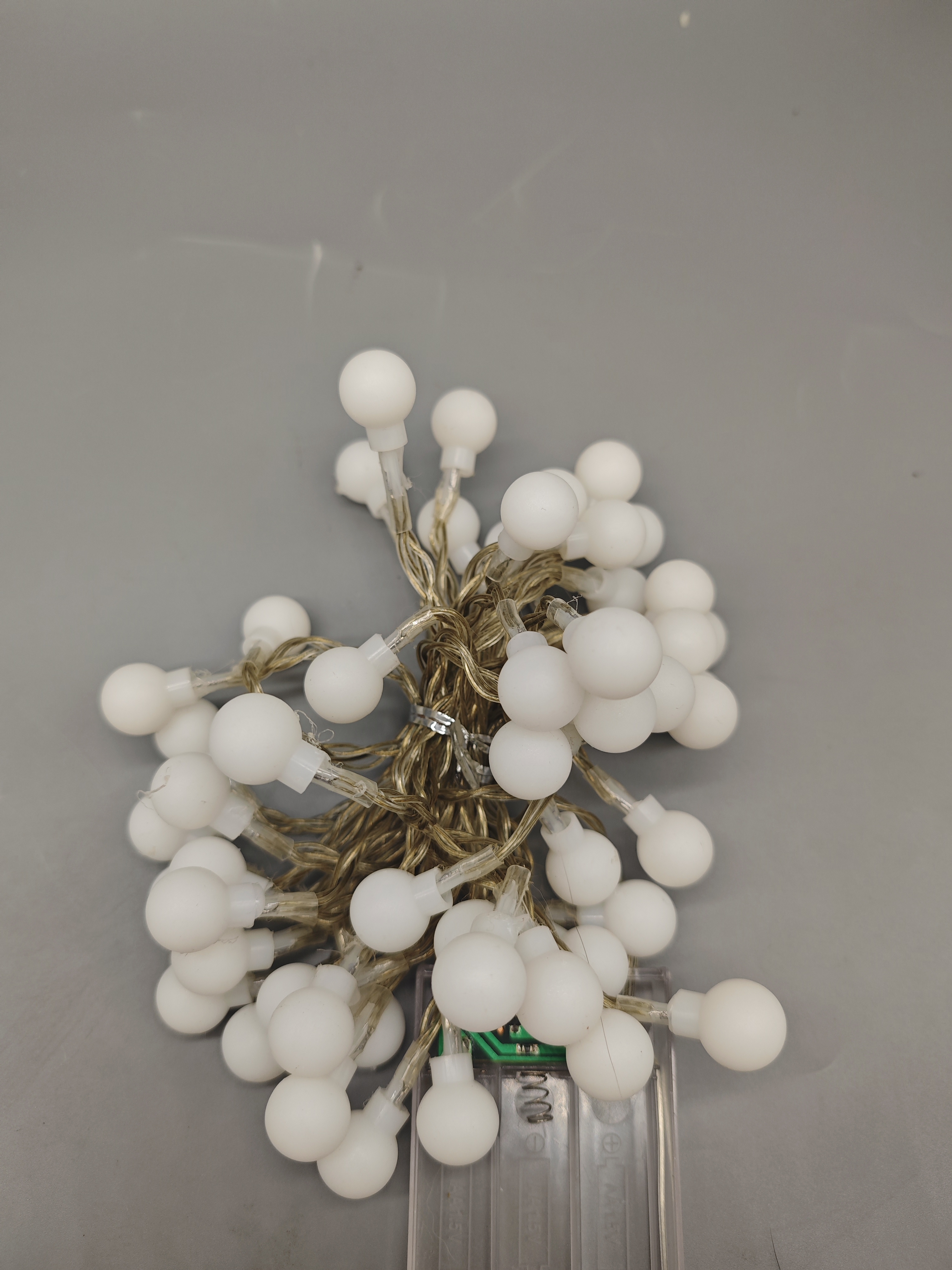 FoSHOHO Luminaries Battery-Powered Fairy String Lights, 3 Meters with 30 Yellow LED Bulbs, Flexible Plastic & Copper Wire, Transparent Connecting Wire for Indoor and Outdoor Decor