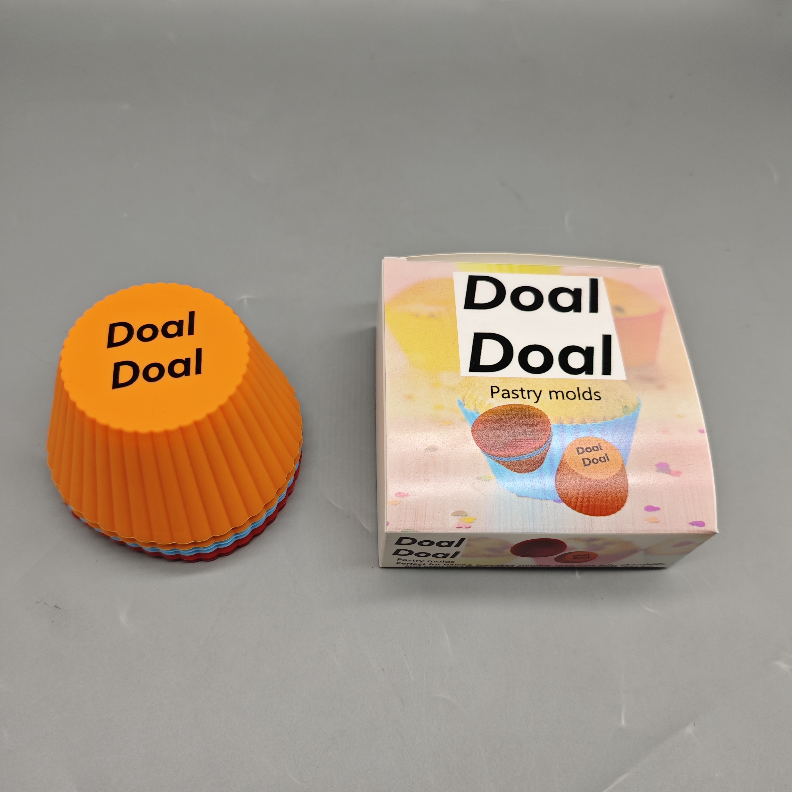 Doal Doal Pastry Molds, 6-Pack Food-Grade Silicone Baking Cups, Reusable Non-Toxic Molds in Red, Blue & Orange, 3.5×3.5×2in Easy-Clean Design