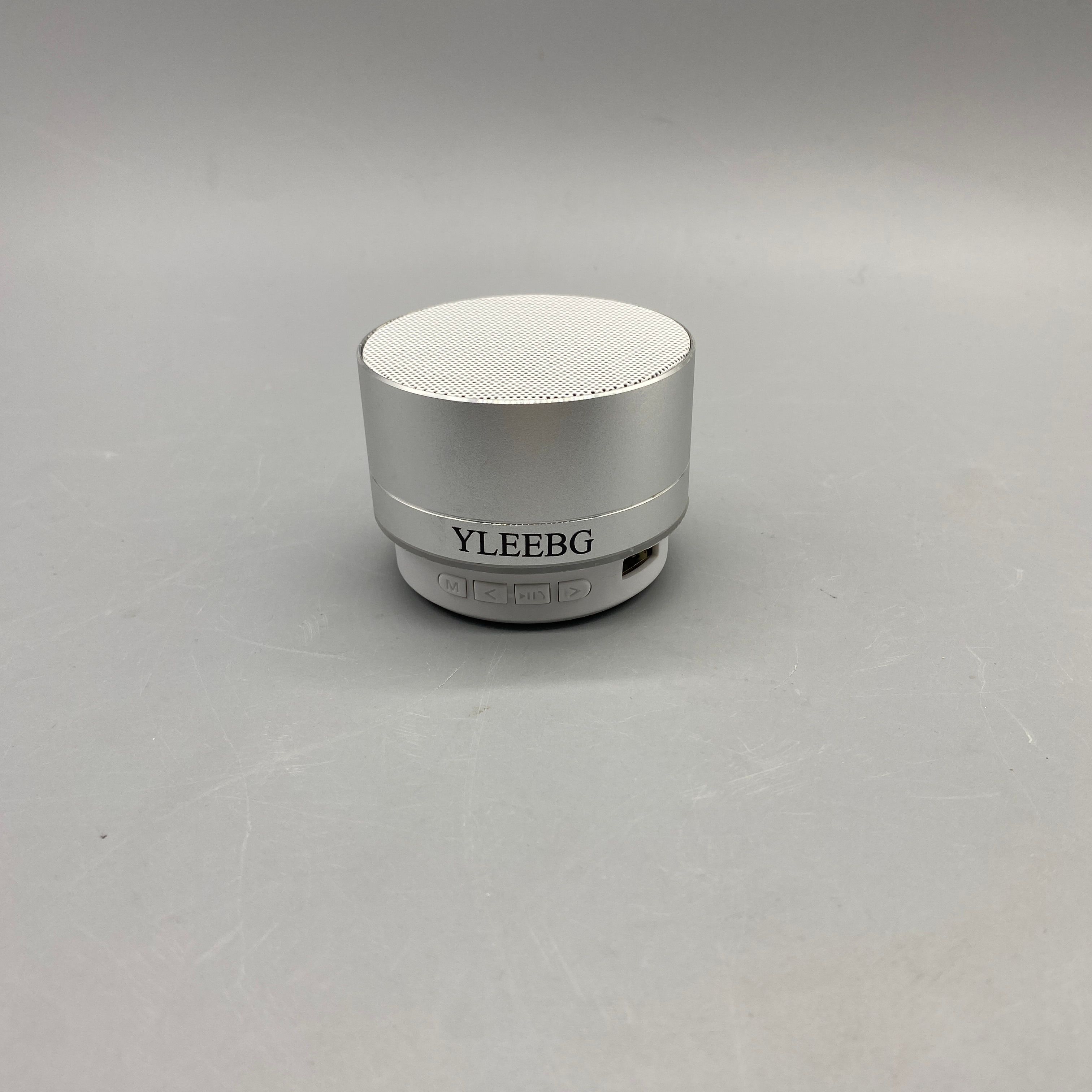 YLEEBG Personal Stereo, Compact 69x69x49mm, 3W Output Power, 5V Input, Bluetooth Range <10m