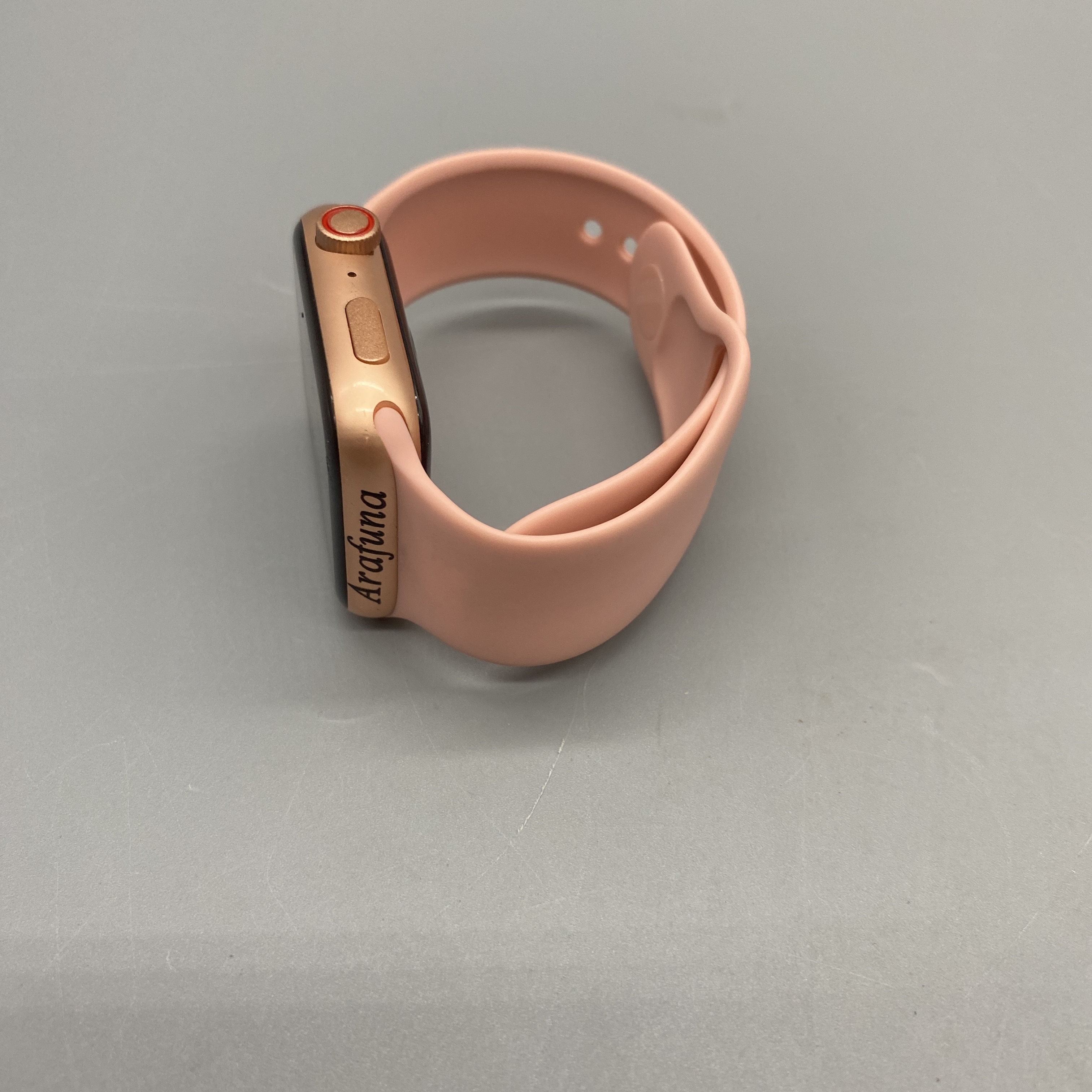 Arafuna Smart Watch with IP67 Waterproof, Step Tracker, USB Charging, Calorie Counter, Stopwatch, Long Battery Life