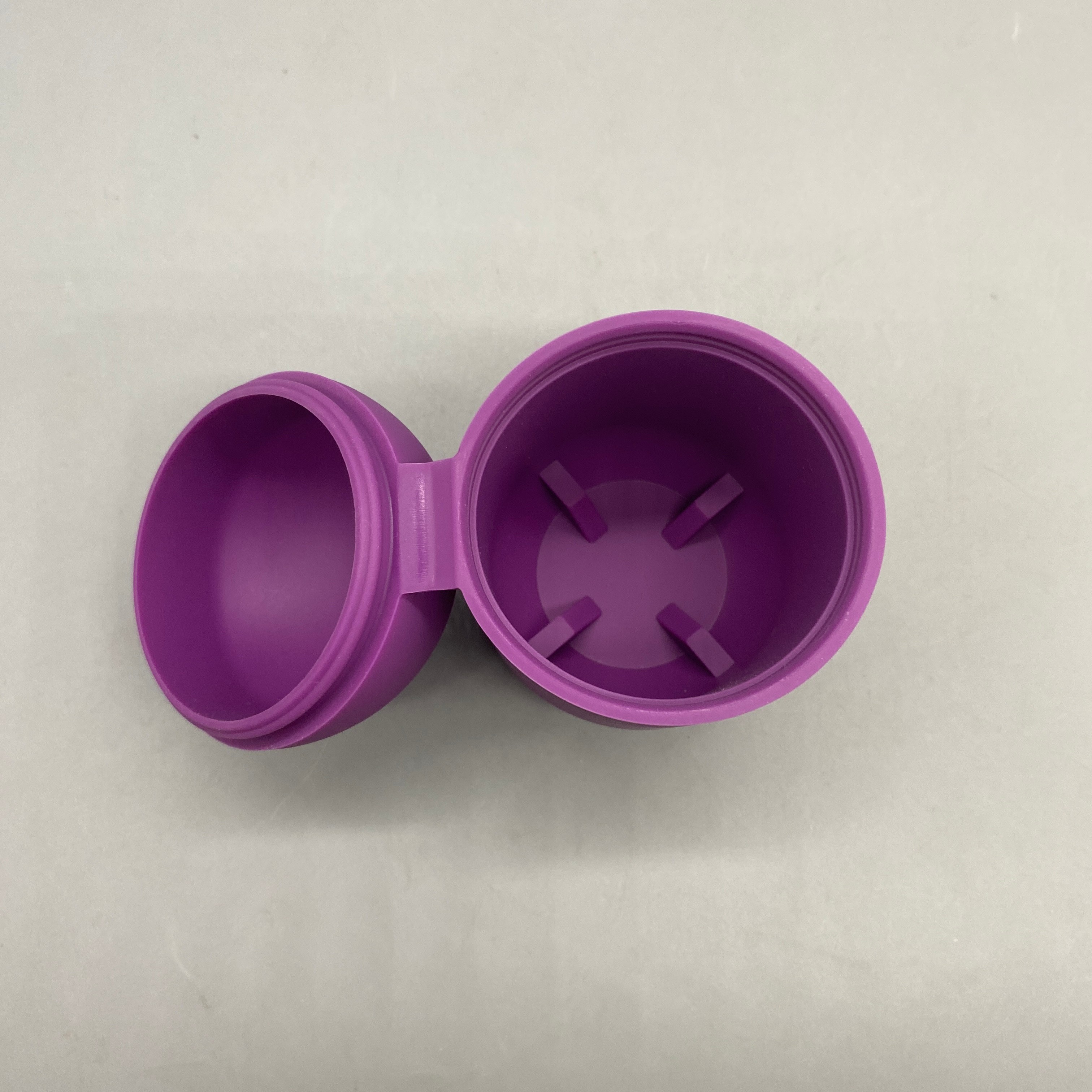 Sterilization Device – Compact 3.5×2.5 Inch Sanitizing & Storage Solution, Bacteria Removal & Odor Control