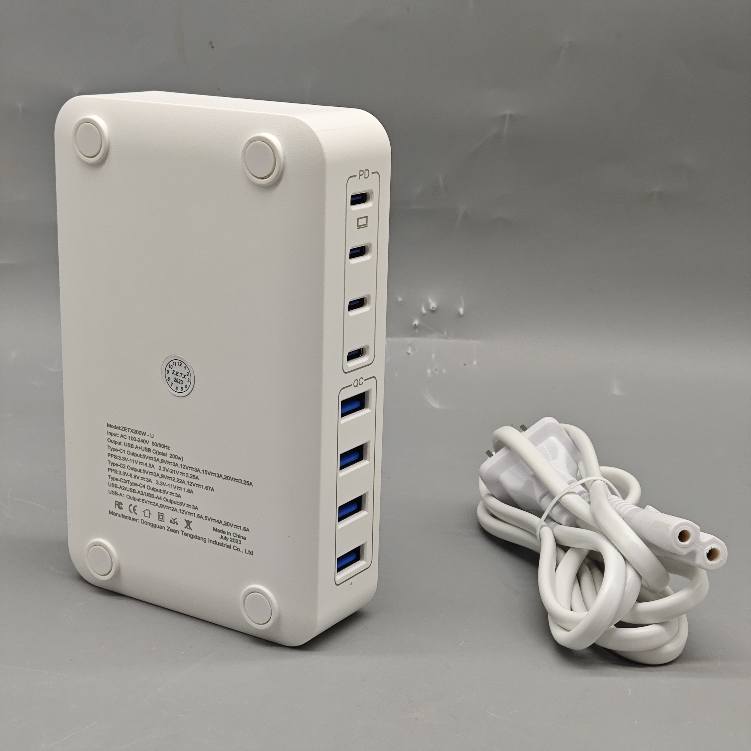 200W USB Charger with 4 USB-C and 4 USB-A Ports, Universal Fast Charging Station, 100-240V Input, ABS+PC Shell, Compatible with Phones Tablets Laptops