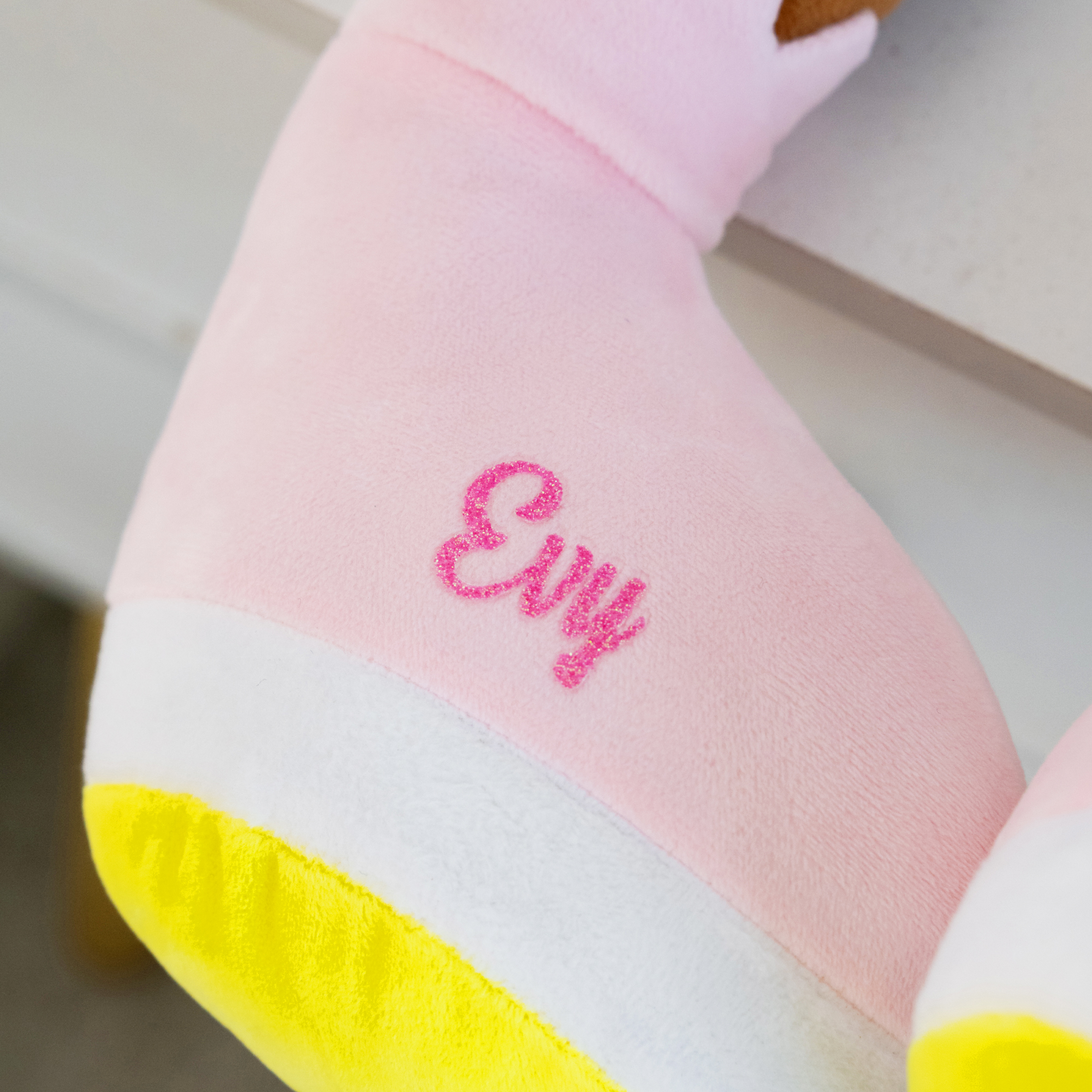 Personalized Softball/Volleyball Plush Toy with Name, Cute Sports Plush Doll, Sofa Bedroom Decor, Birthday/Christmas Gift for Kids/Sports Lover/Player