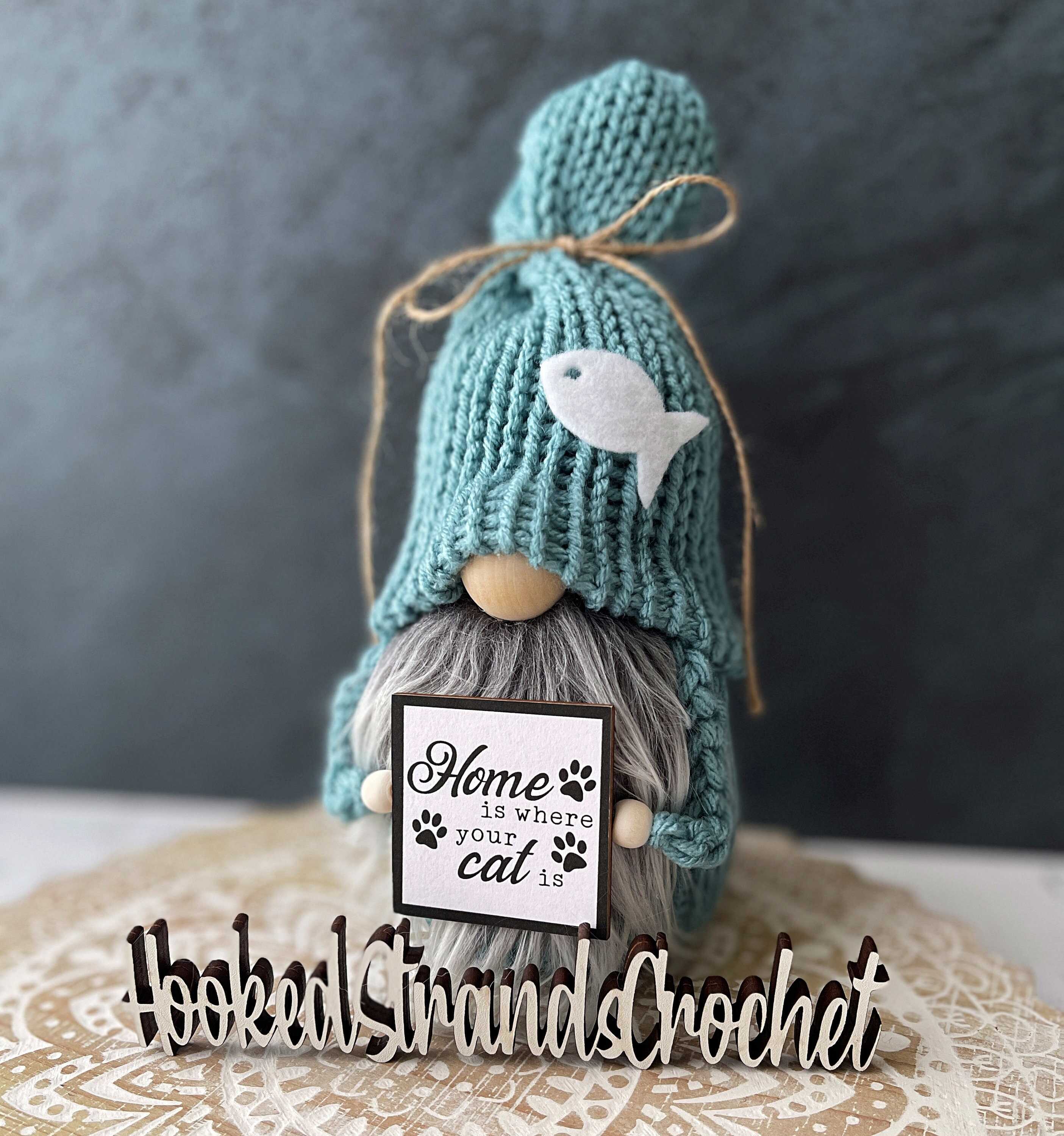 Dog/Cat lover Gnome--Tiered Tray Gnome