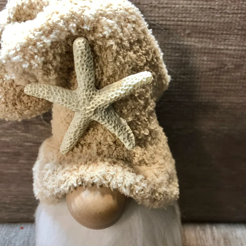 Beach Gnome --Tiered Tray Gnome