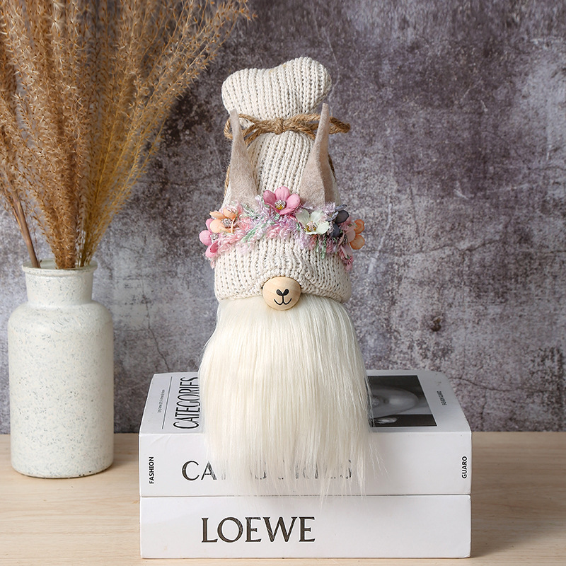 Llama Gnome --Tiered Tray Gnome