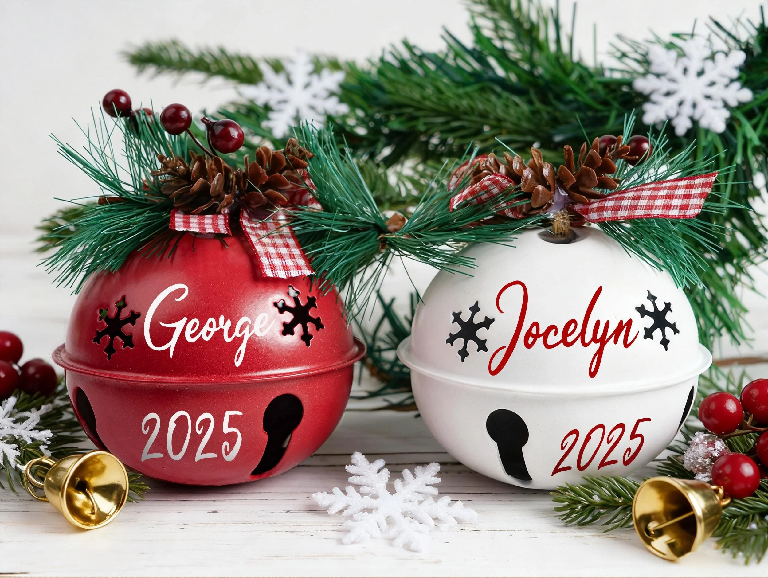 Personalized Jingle Bell Christmas Ornament with Name 2025, Christmas Tree Decor, Festival Party Gift for Kids/Family