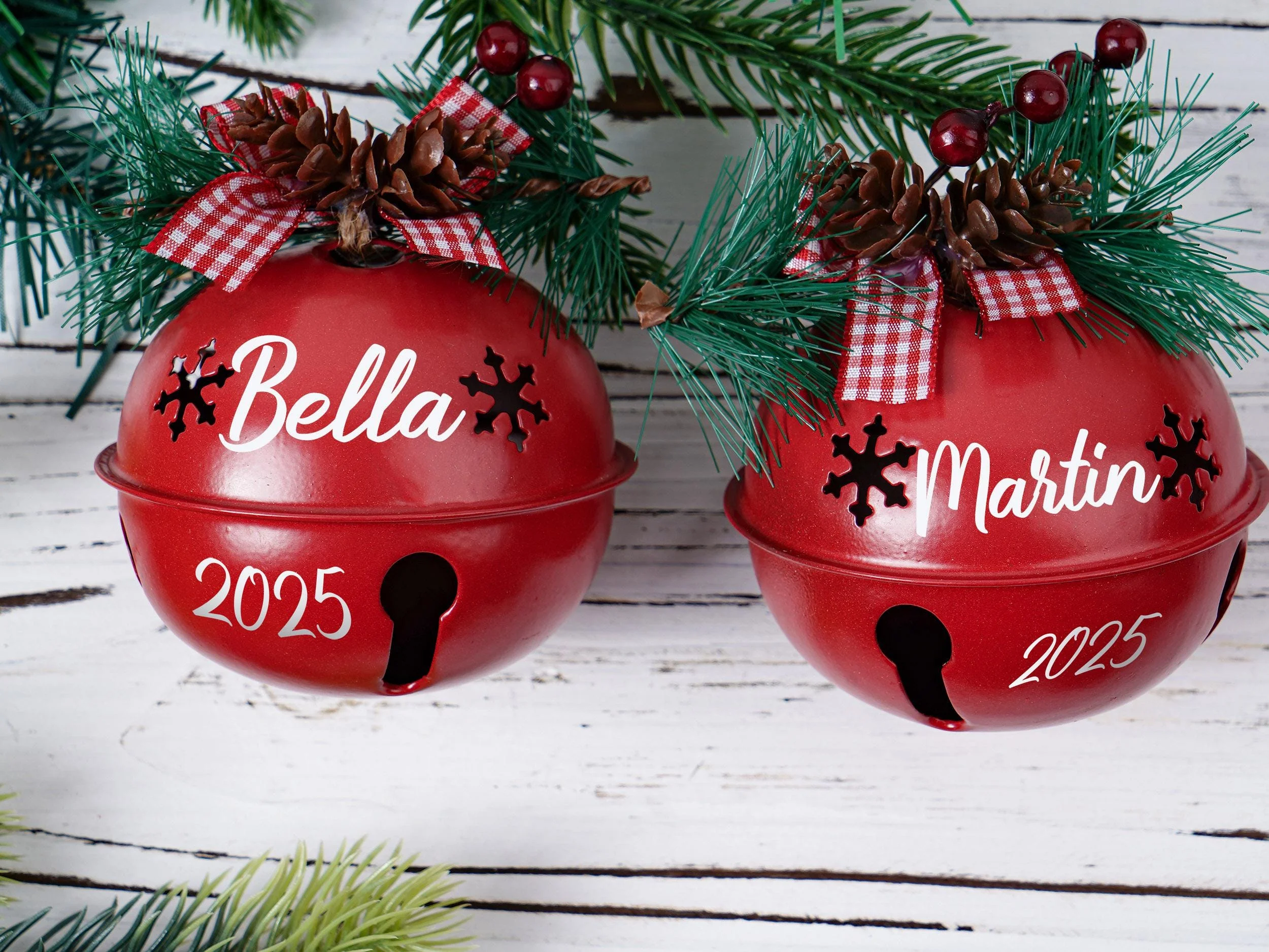 Personalized Jingle Bell Christmas Ornament with Name 2025, Christmas Tree Decor, Festival Party Gift for Kids/Family