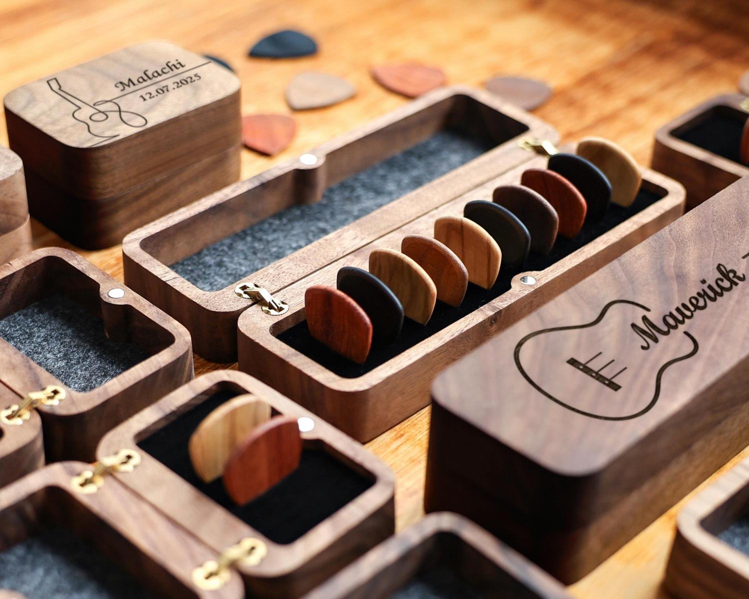 Personalized Walnut Guitar Pick Box, Plectrum Holder Case, 4/6/10 Slots, Custom Engraving