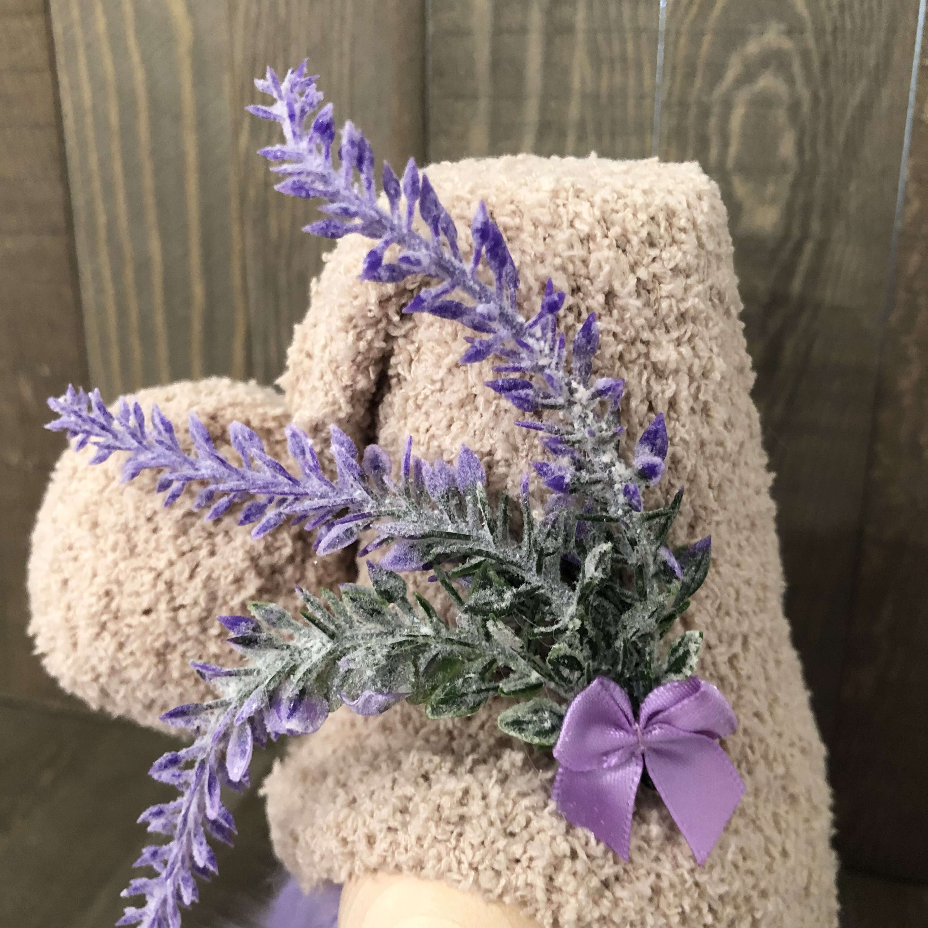Lavender Farmhouse Gnome --Tiered Tray Gnome