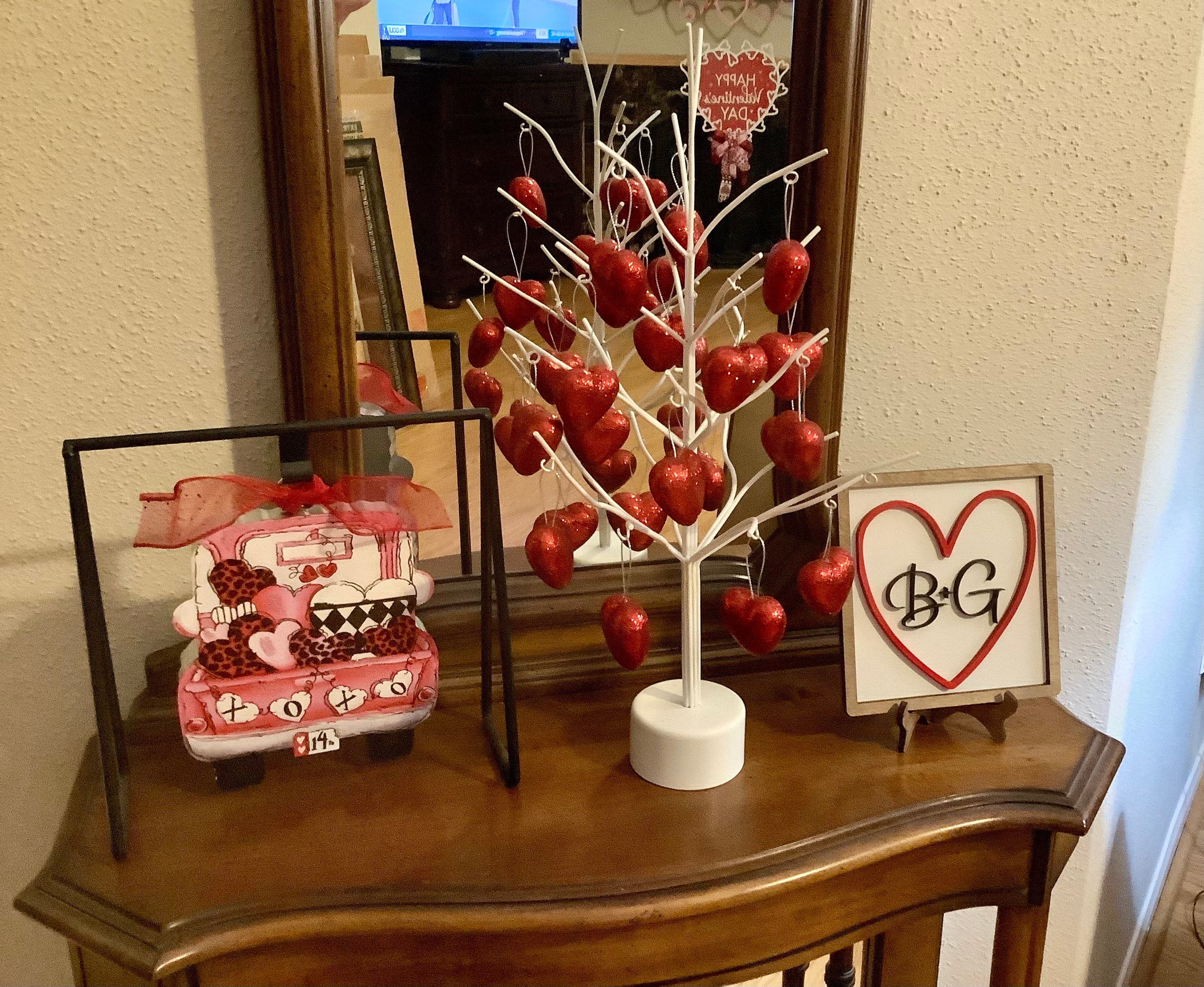 Personalized Initials Heart Sign - Valentines Heart with initials - Tiered Tray Valentines Signs or Shelf Signs - Personalized Valentines