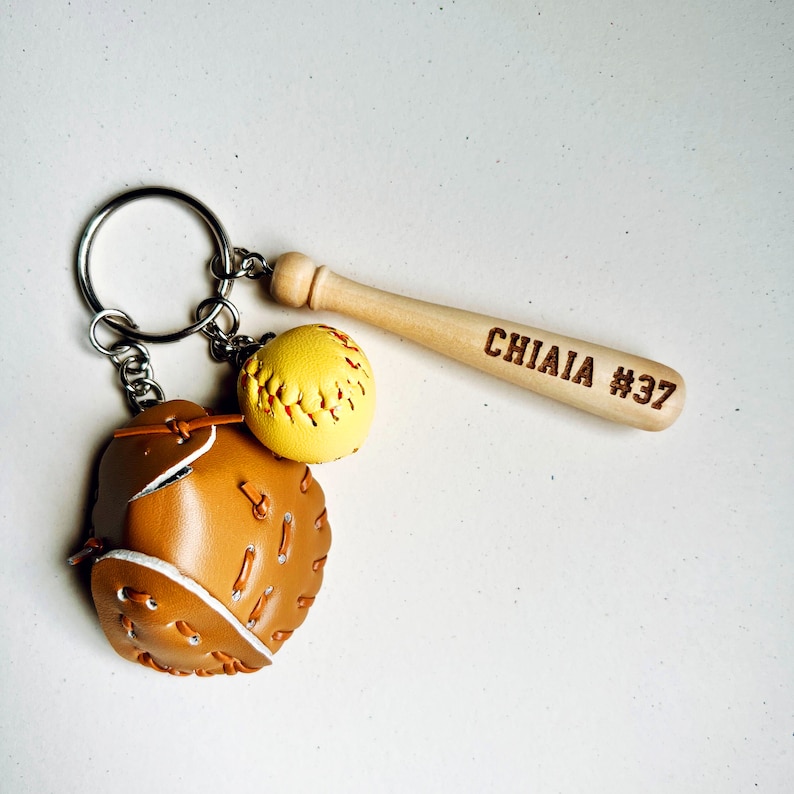 Baseball Key Chain | Mini Baseball Set Bag Tag | Custom for Baseball Game | Gift for Baseball Team | Gift for Athlete | Backpack Keychain
