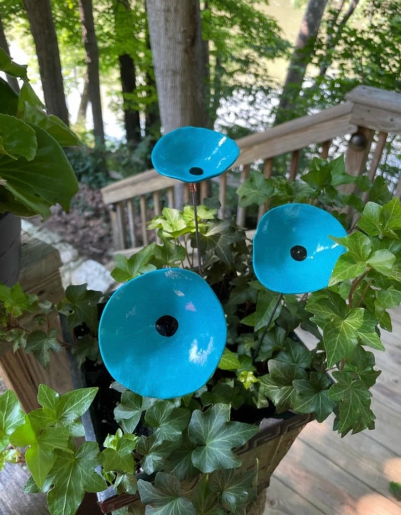 Last 4 hours Sale: Save 50% -Bee Cups for Garden