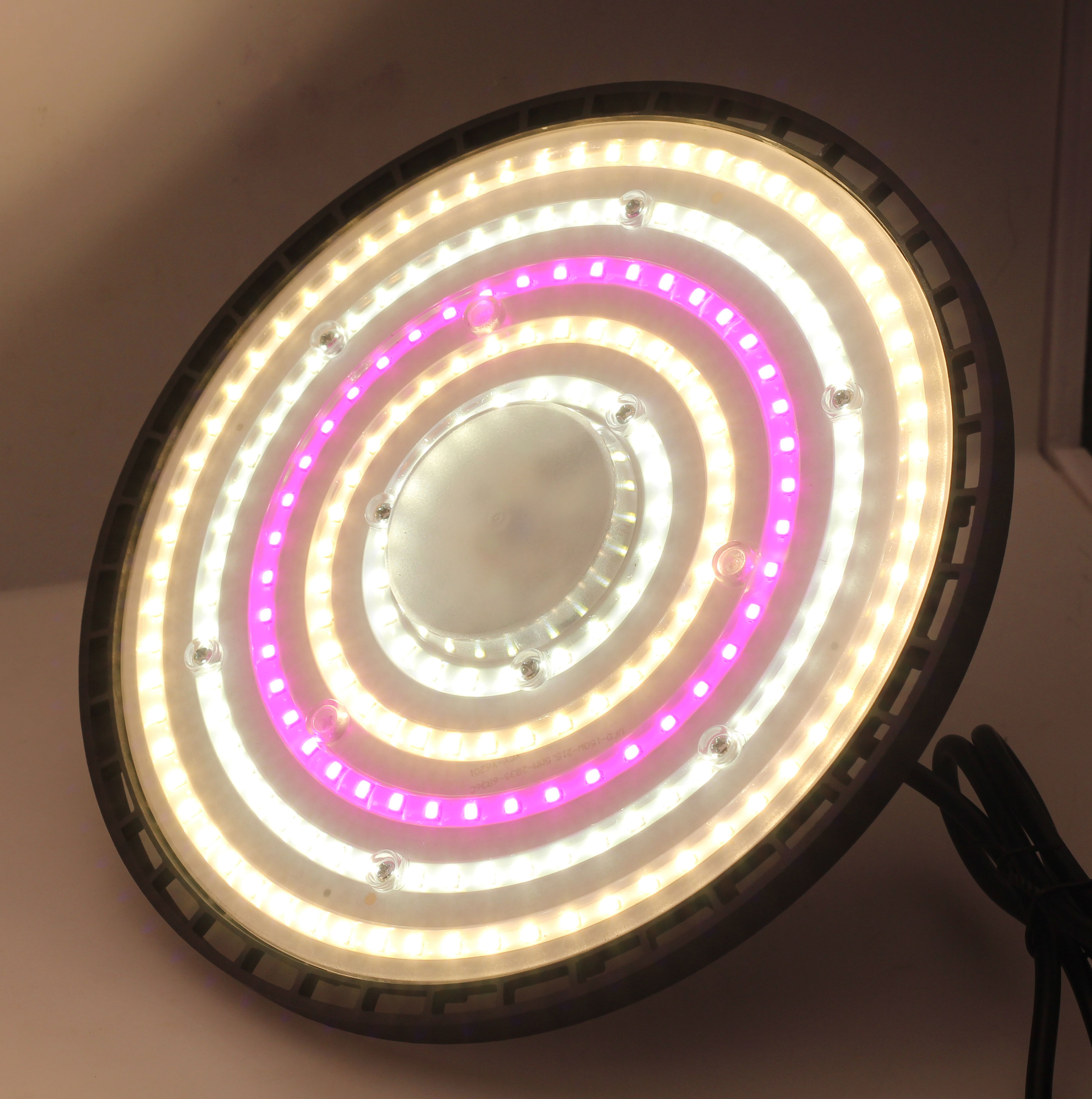 100W UFO LED Grow Light – Economical Model for Indoor Plant Growth, Full Spectrum High-Efficiency Grow Lamp for Hydroponics, Greenhouses, and Indoor Gardens"