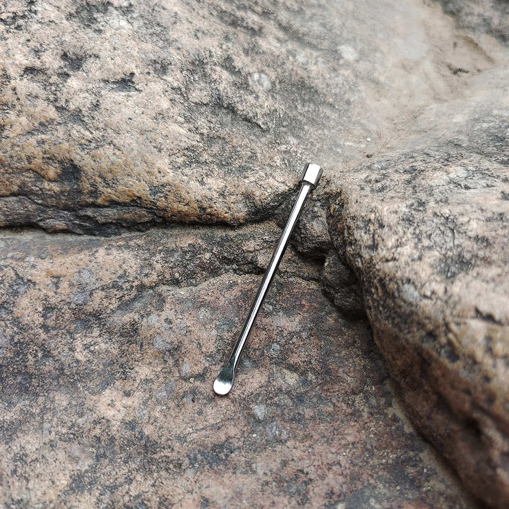 Cigarette paste spoon